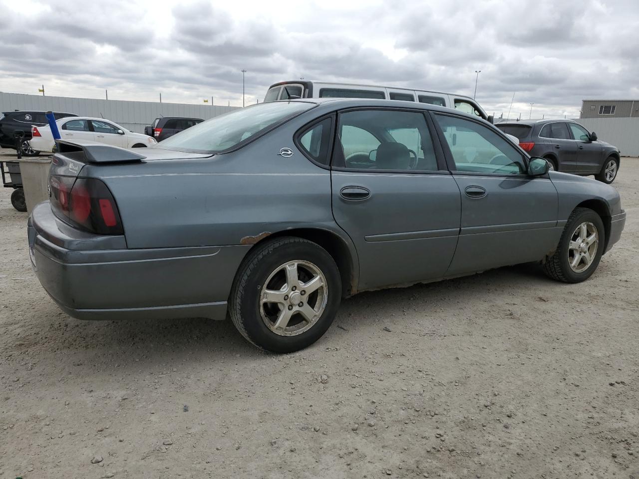 Photo 2 VIN: 2G1WH52K559132224 - CHEVROLET IMPALA 