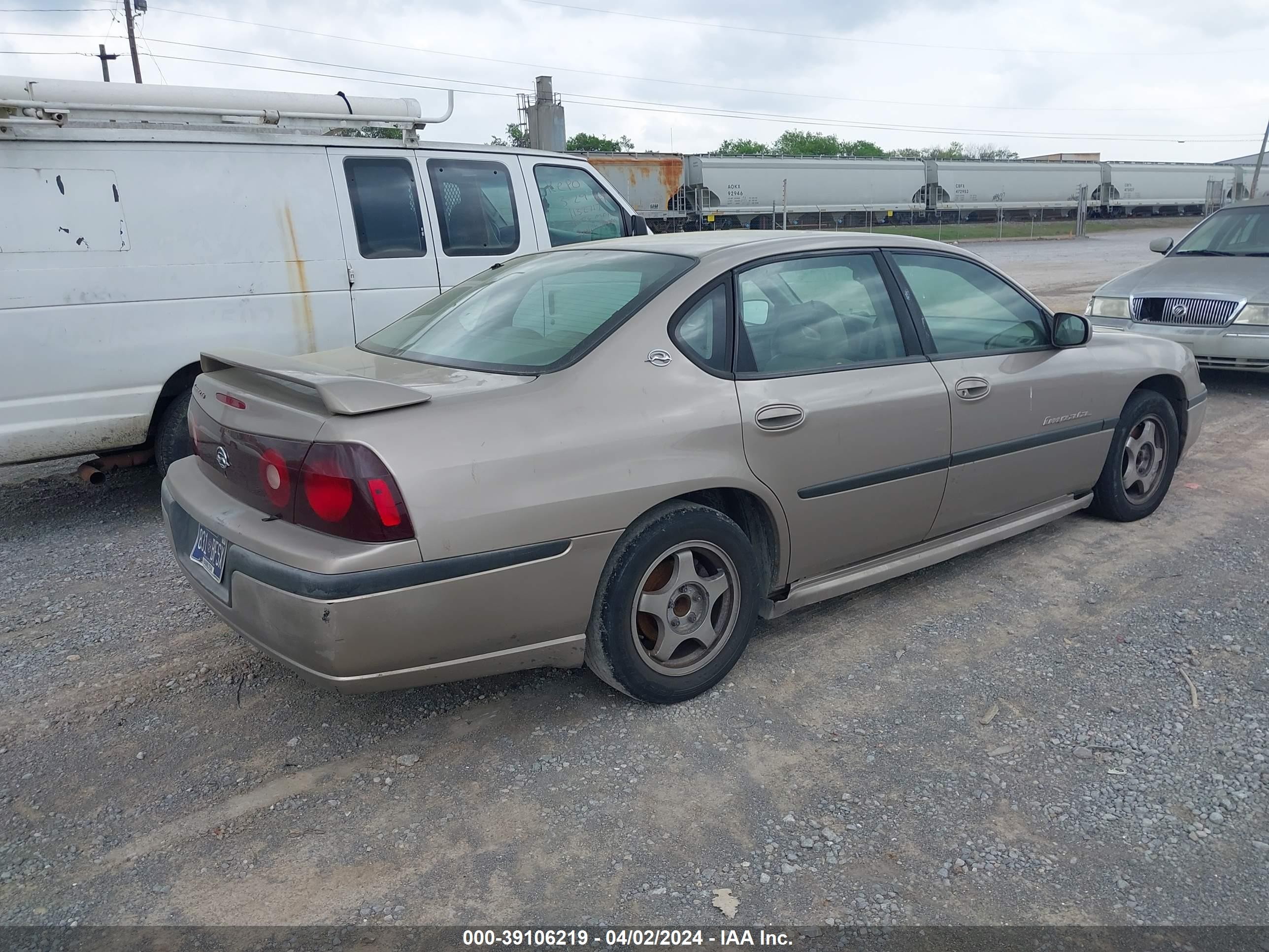 Photo 3 VIN: 2G1WH55K419217142 - CHEVROLET IMPALA 