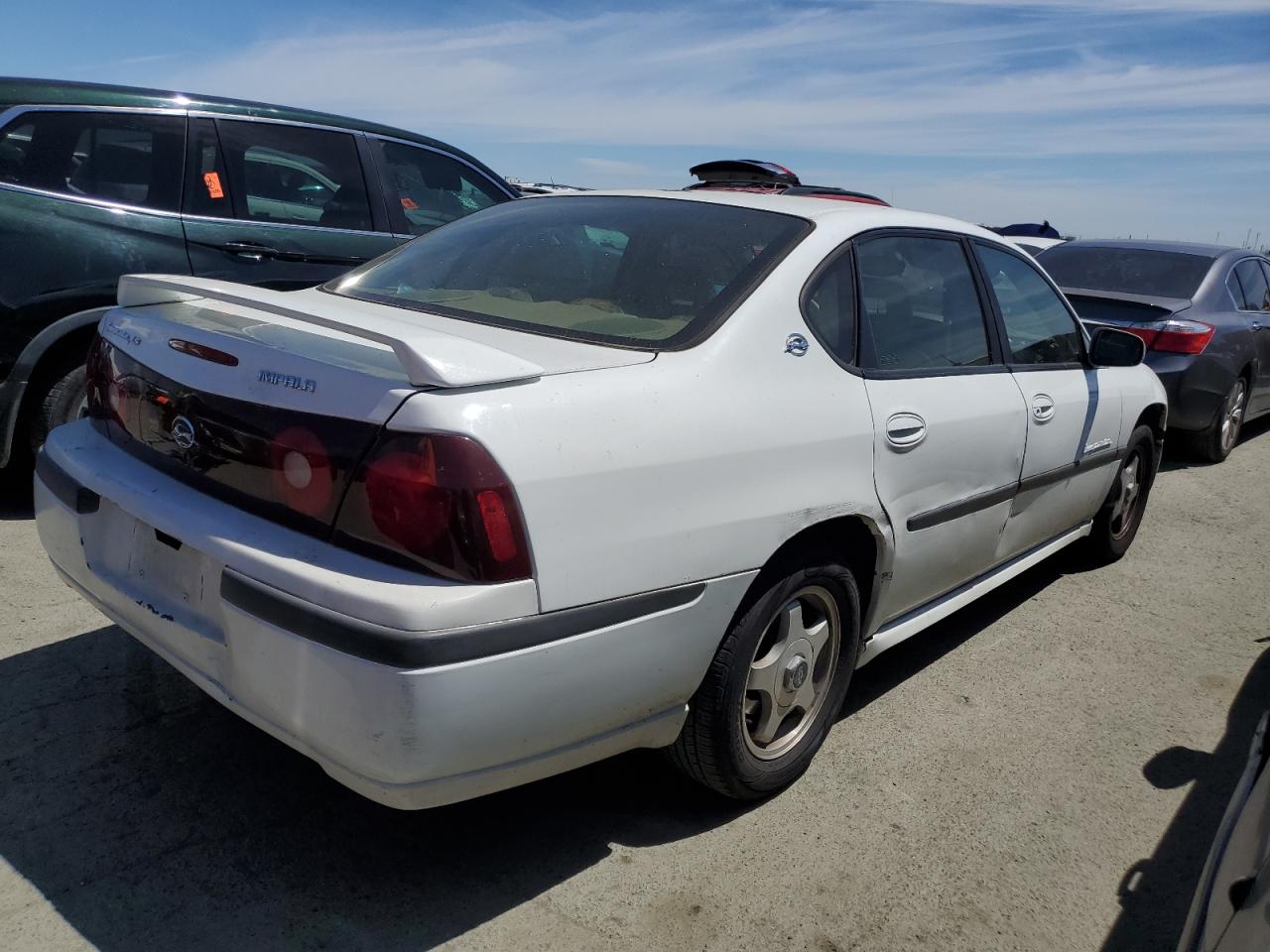 Photo 2 VIN: 2G1WH55K5Y9141098 - CHEVROLET IMPALA 