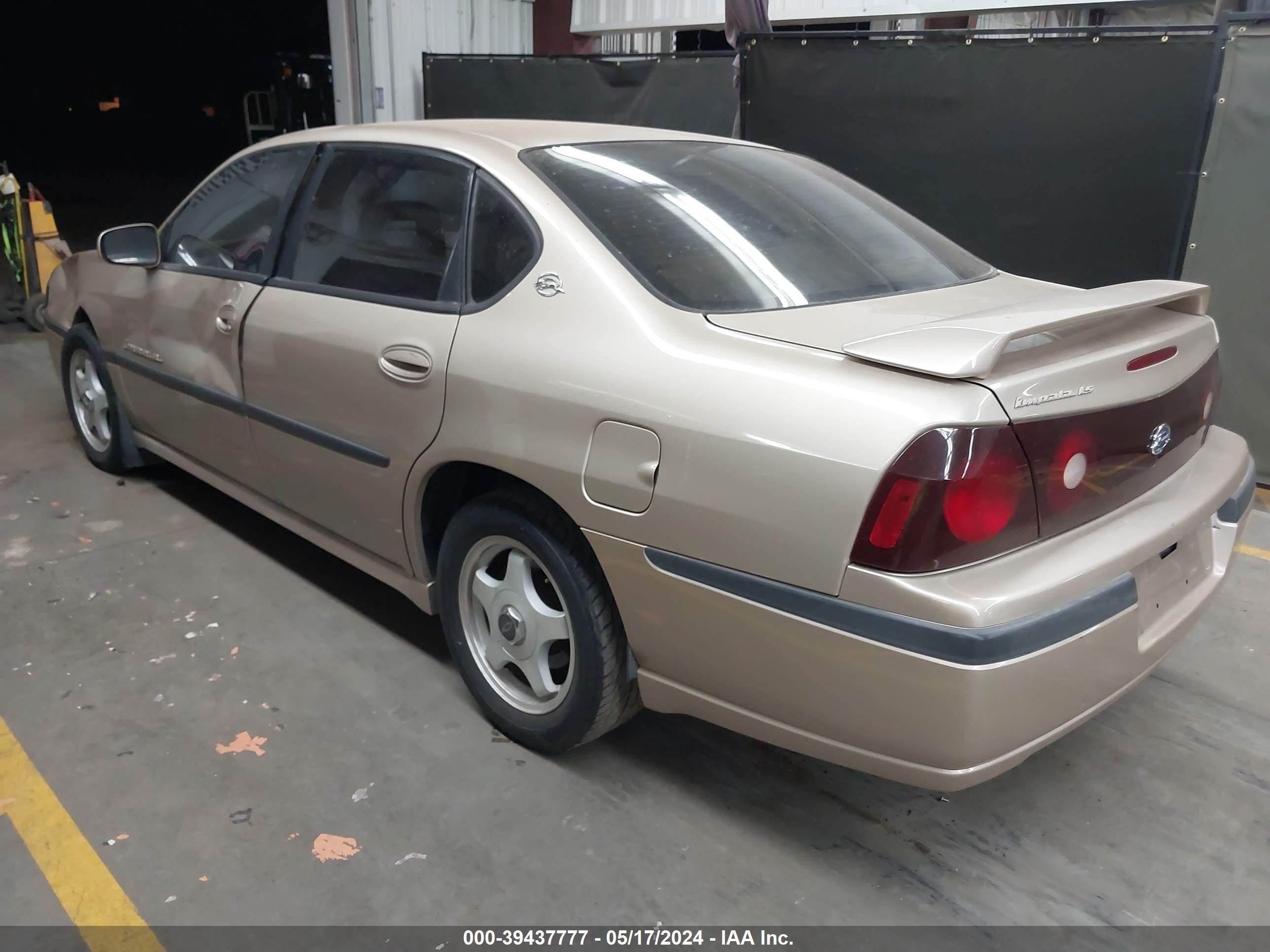 Photo 2 VIN: 2G1WH55K6Y9212180 - CHEVROLET IMPALA 