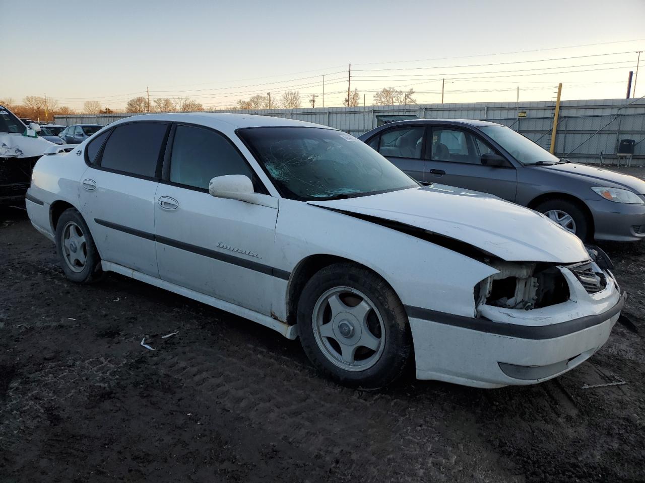 Photo 3 VIN: 2G1WH55K7Y9274882 - CHEVROLET IMPALA 