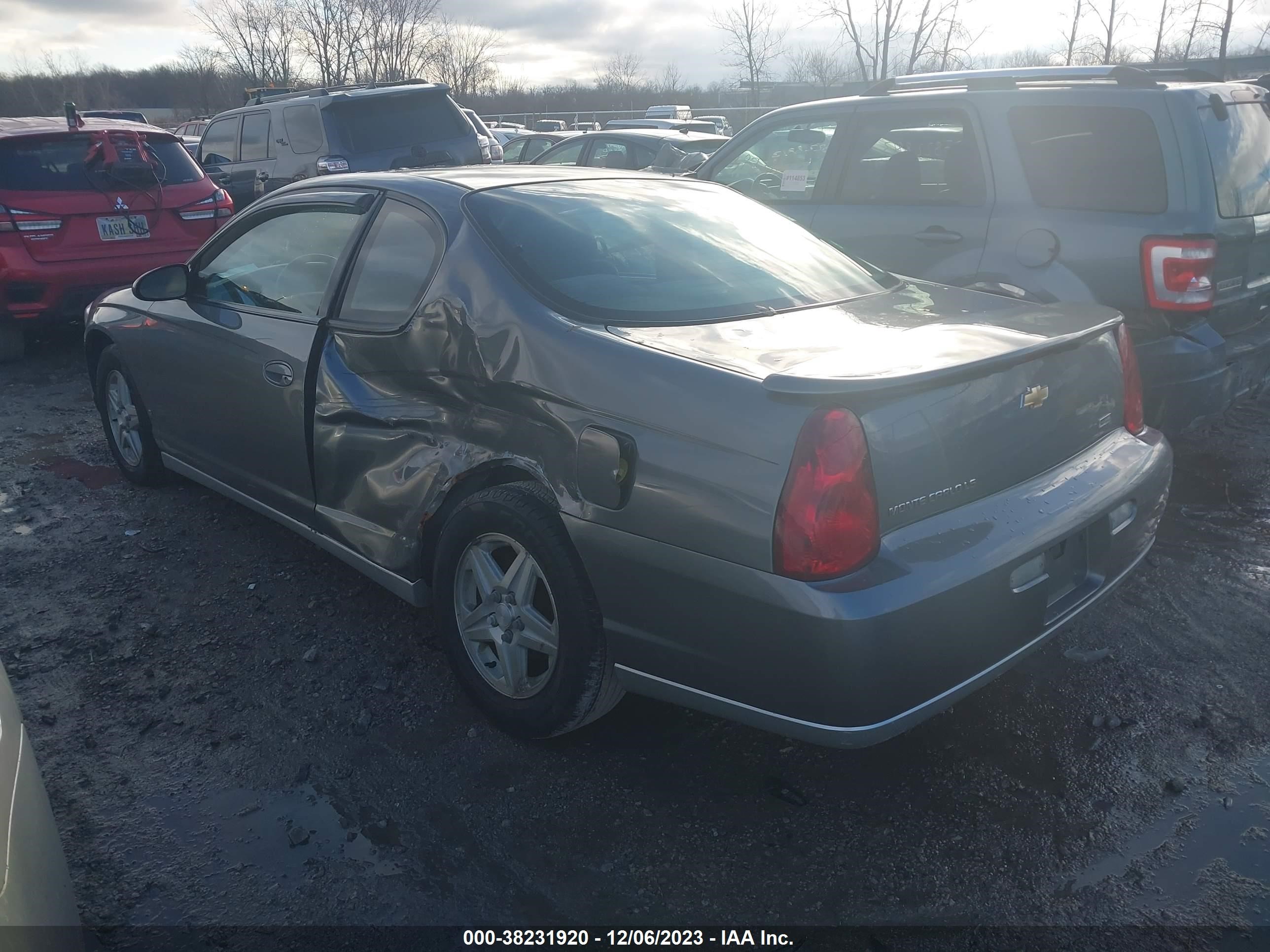 Photo 2 VIN: 2G1WJ15K179270872 - CHEVROLET MONTE CARLO 