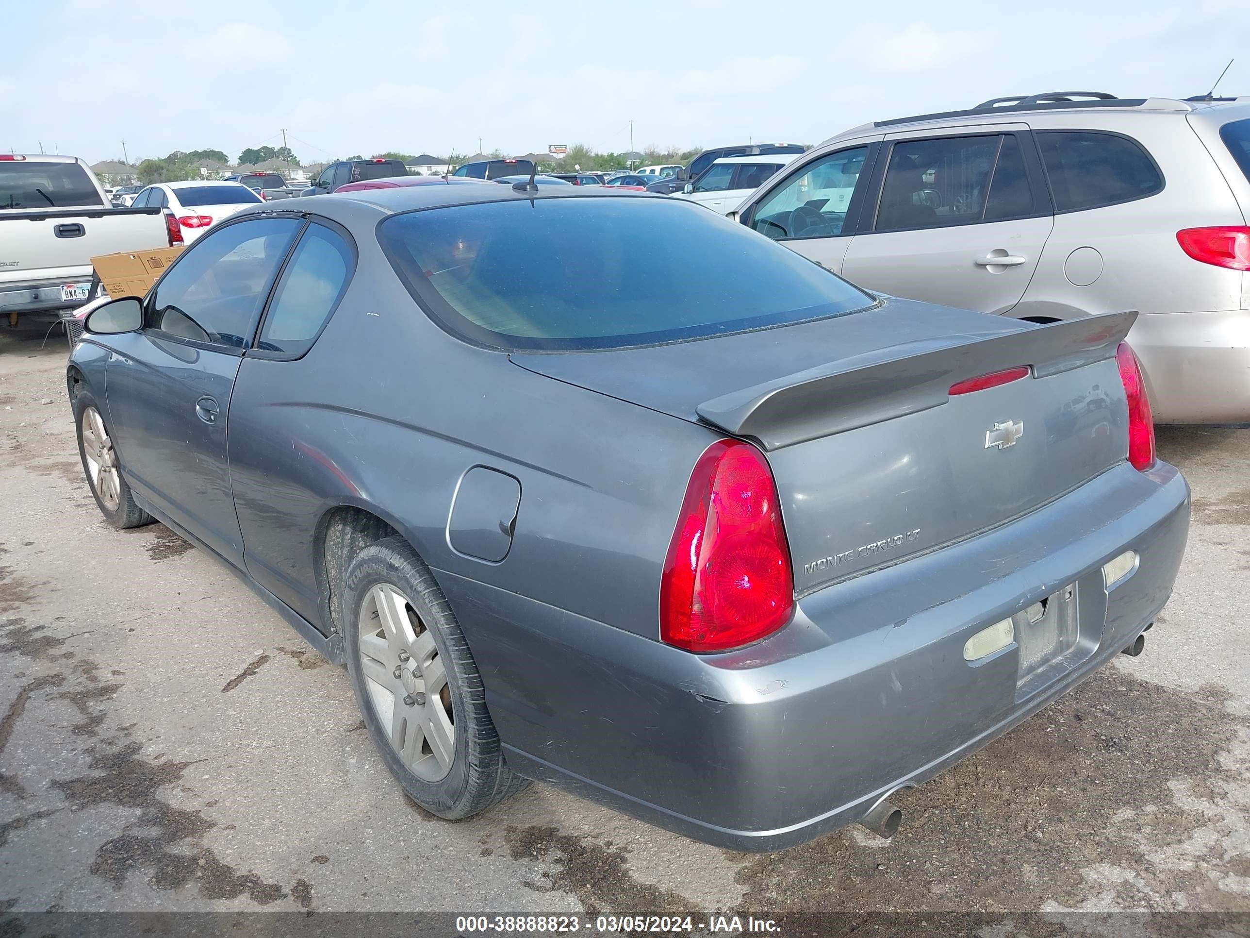 Photo 2 VIN: 2G1WK151169215258 - CHEVROLET MONTE CARLO 