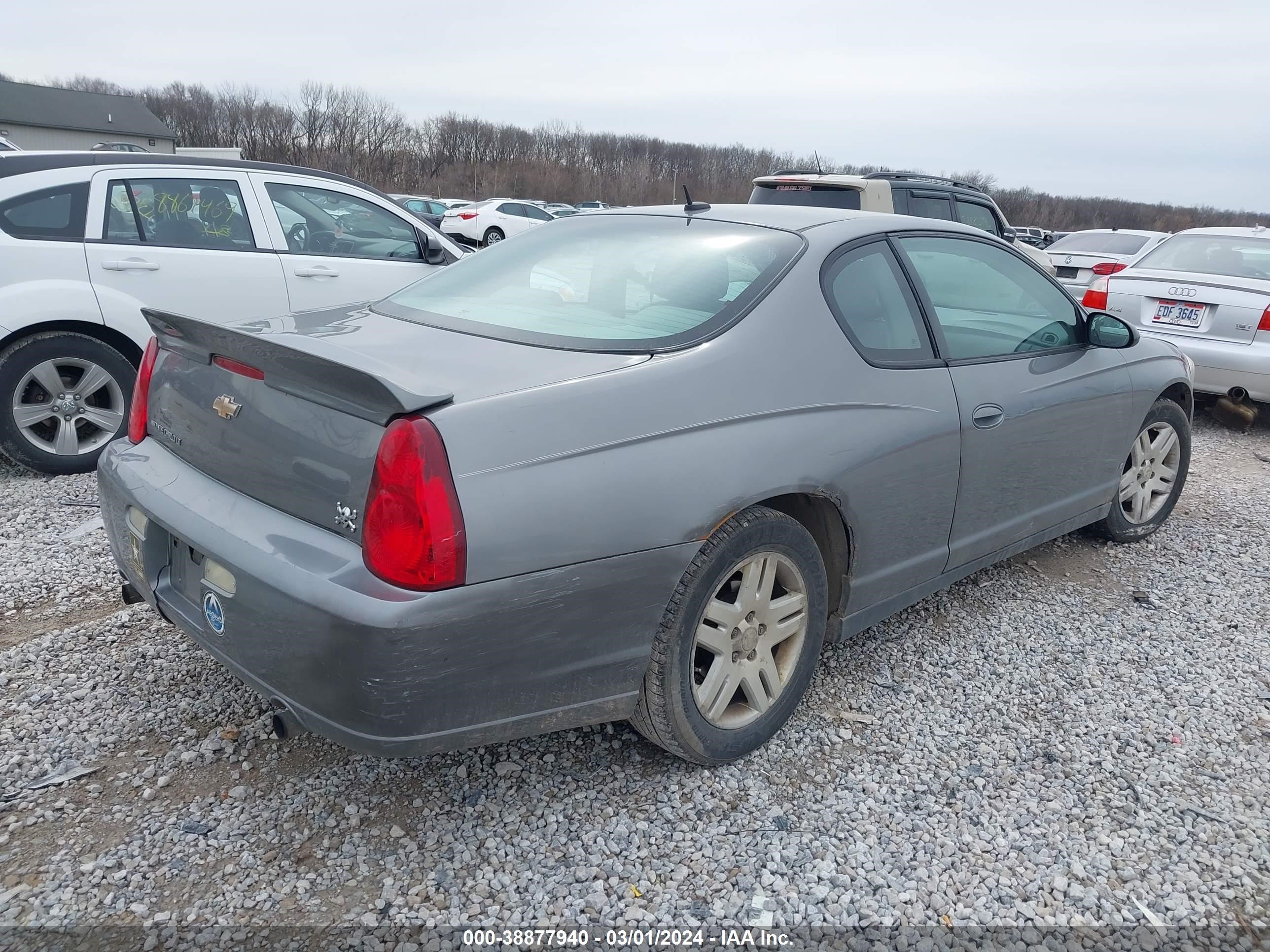 Photo 3 VIN: 2G1WK151969230851 - CHEVROLET MONTE CARLO 