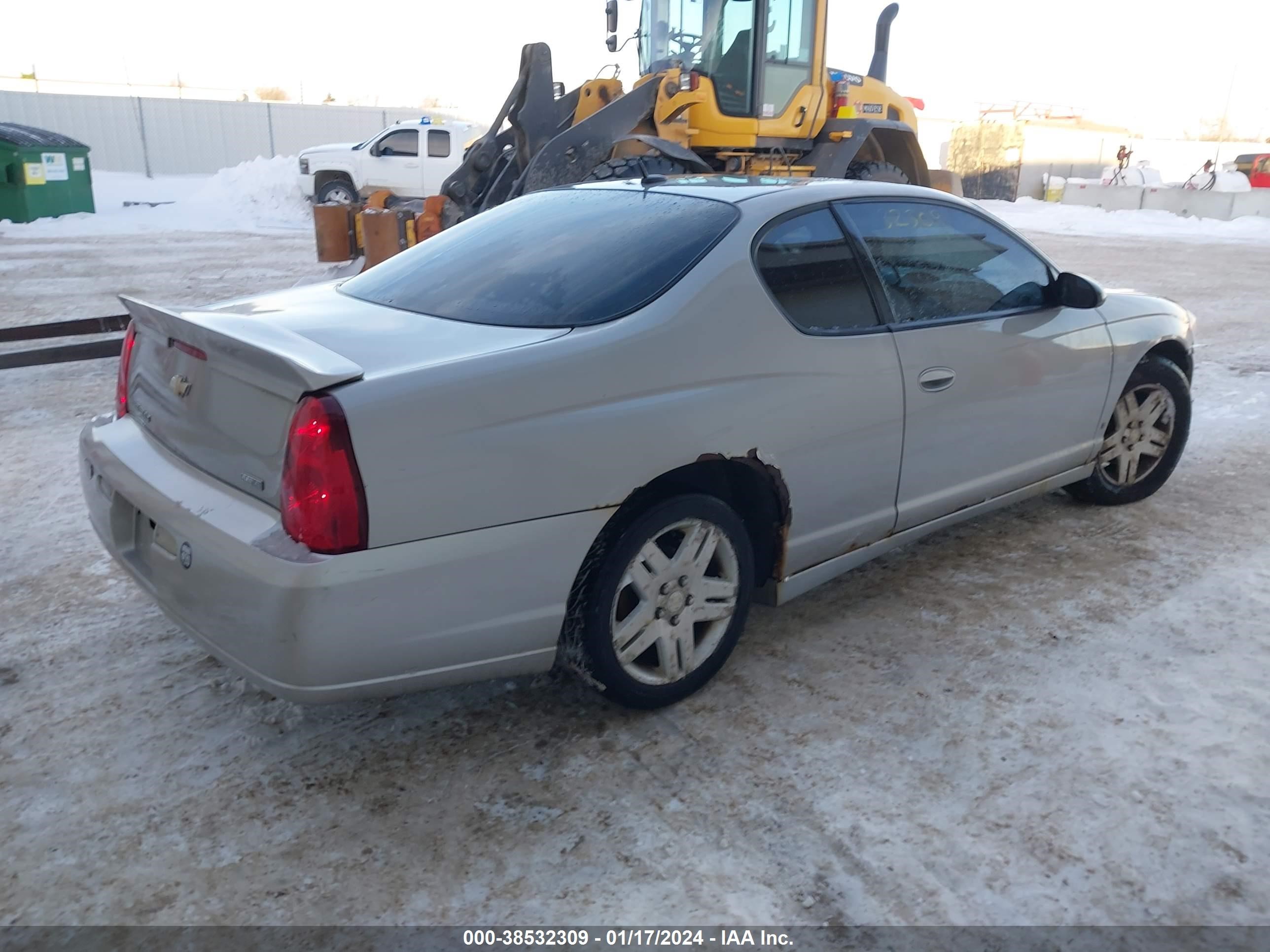 Photo 3 VIN: 2G1WK15K079268401 - CHEVROLET MONTE CARLO 