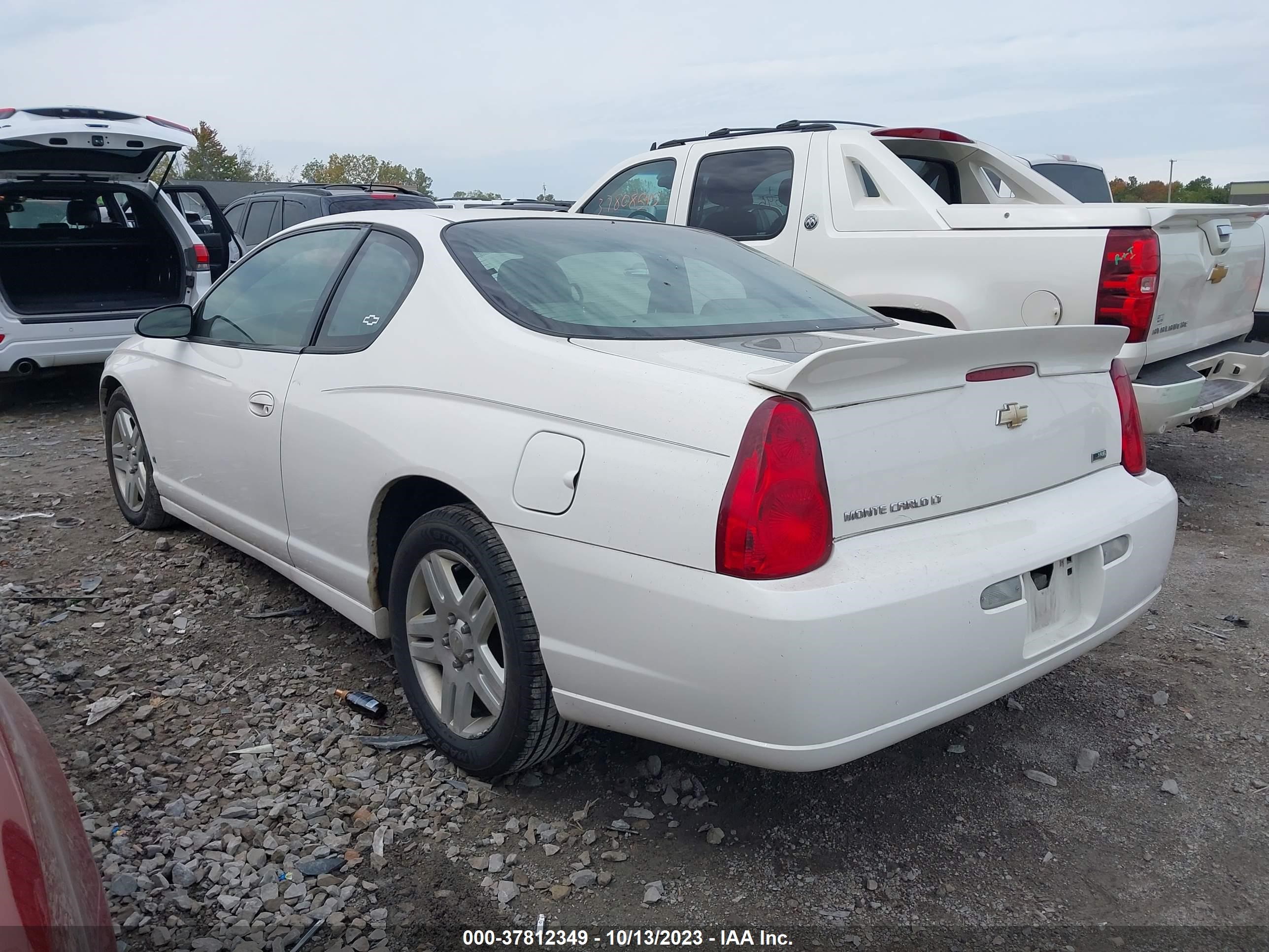 Photo 2 VIN: 2G1WK15K179417916 - CHEVROLET MONTE CARLO 