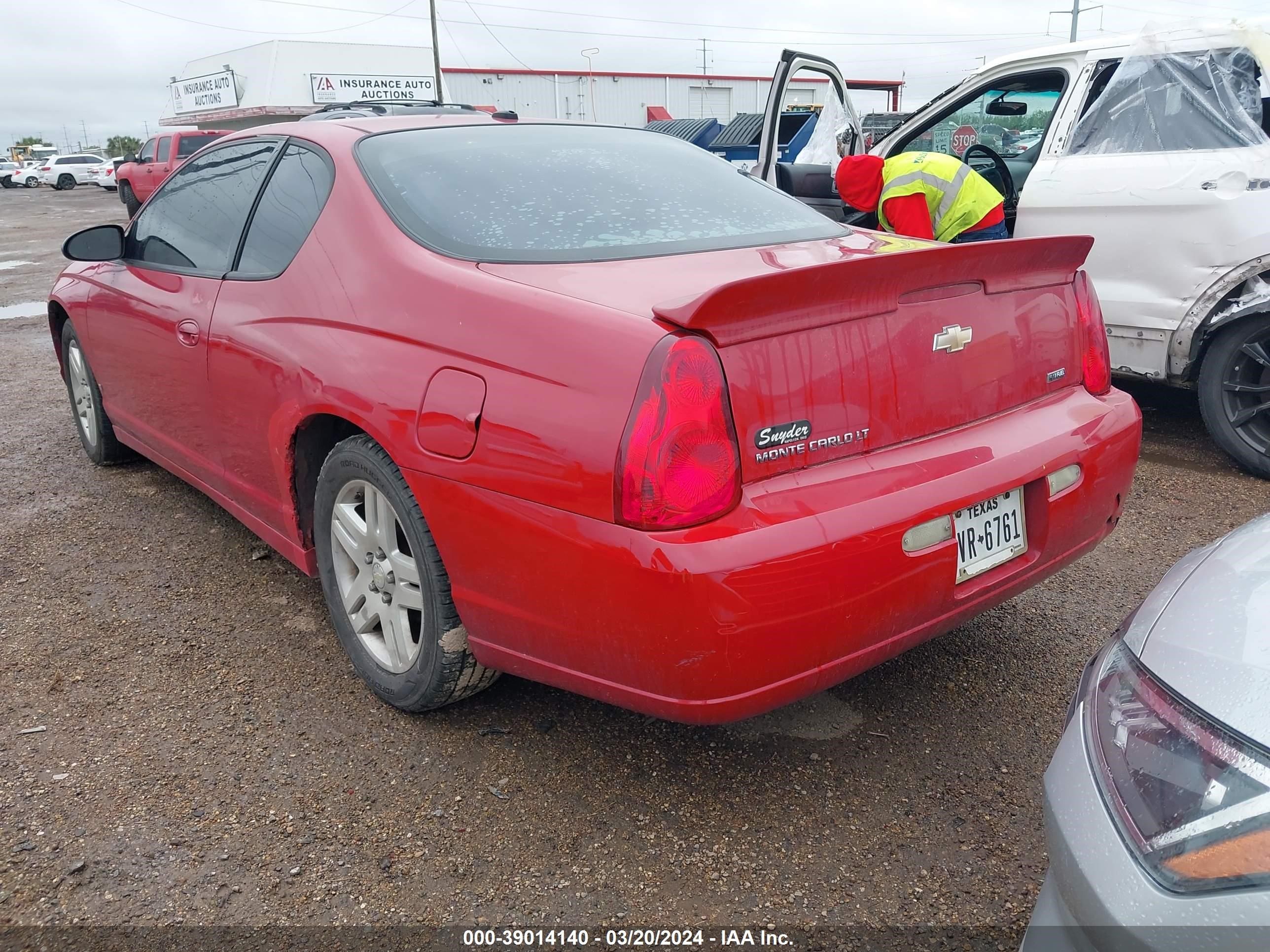 Photo 2 VIN: 2G1WK15K679199312 - CHEVROLET MONTE CARLO 