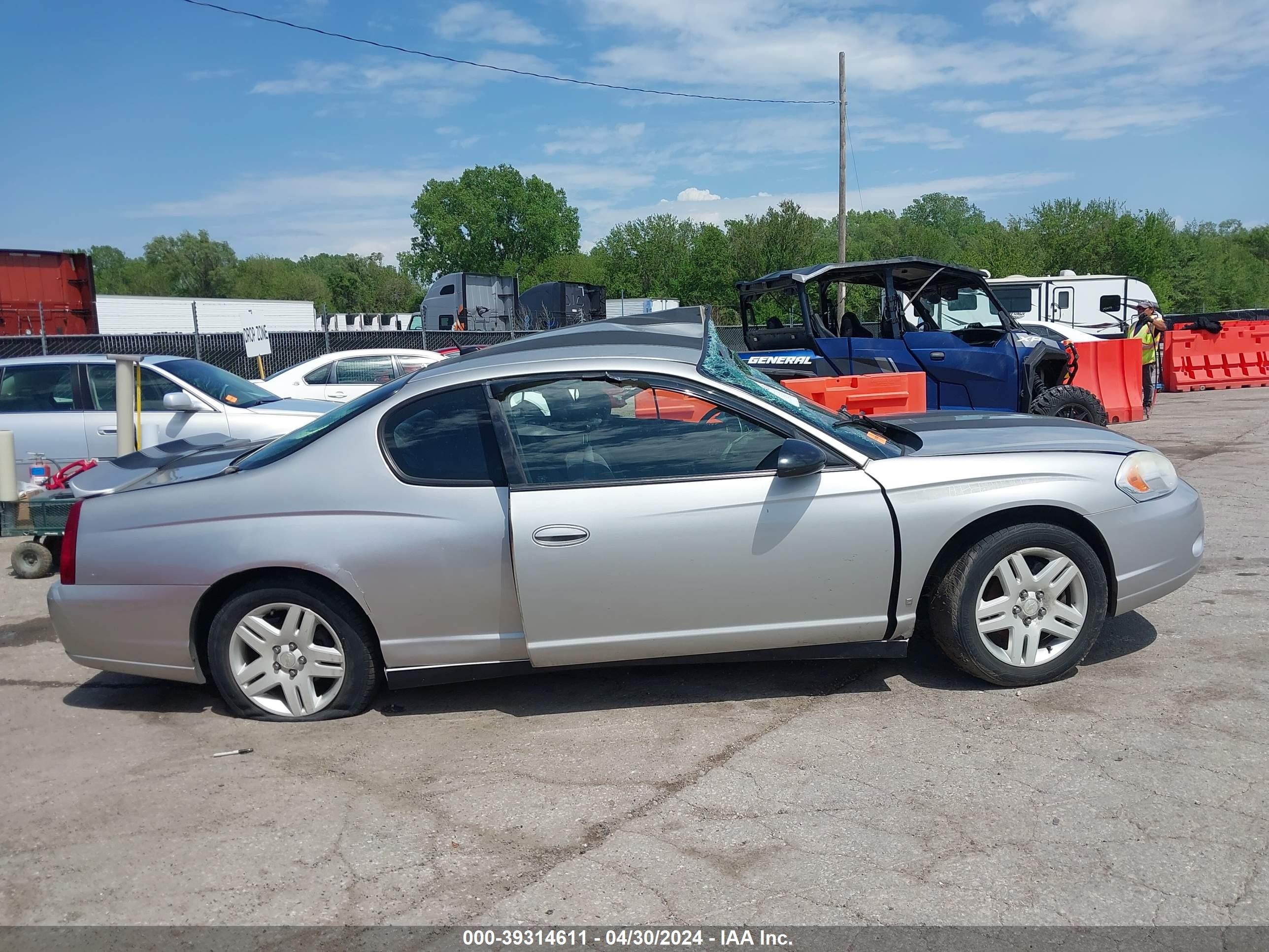 Photo 11 VIN: 2G1WK15K679306150 - CHEVROLET MONTE CARLO 