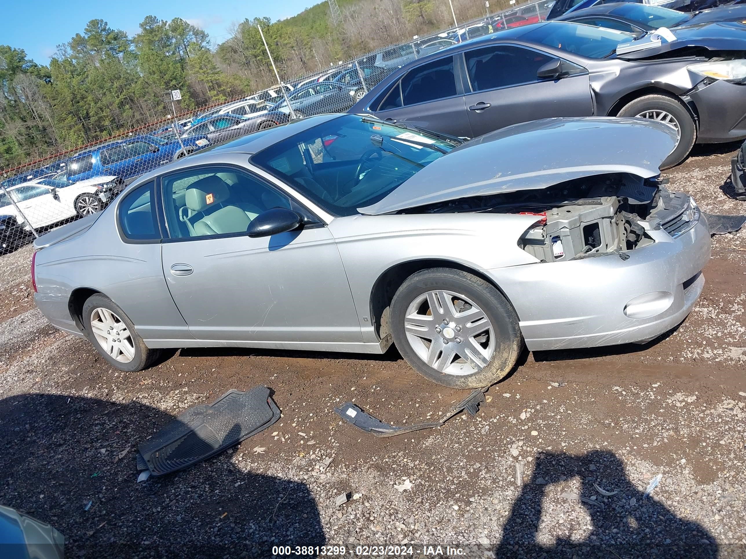 Photo 11 VIN: 2G1WK16K679222750 - CHEVROLET MONTE CARLO 