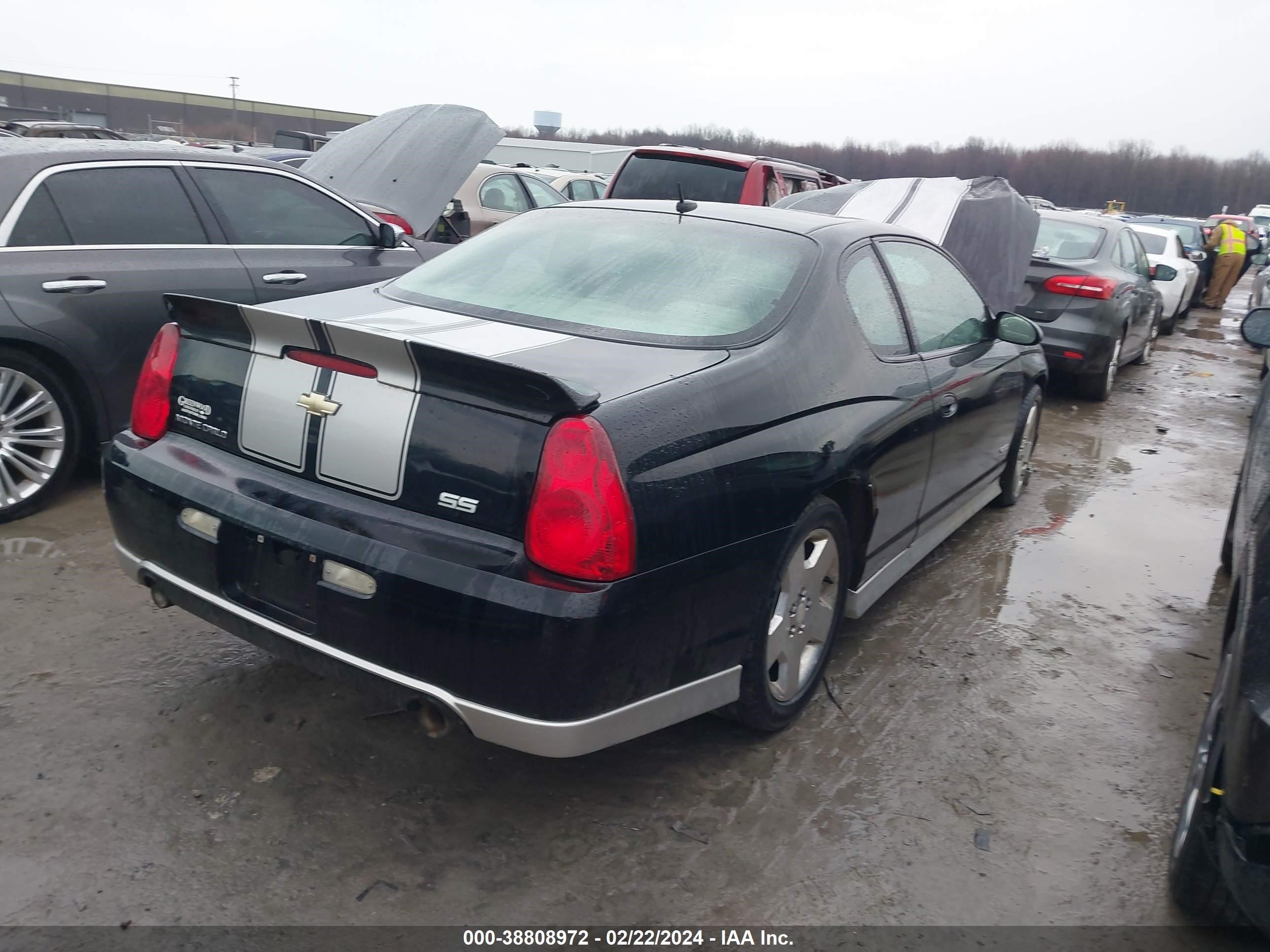 Photo 3 VIN: 2G1WL15C079314041 - CHEVROLET MONTE CARLO 