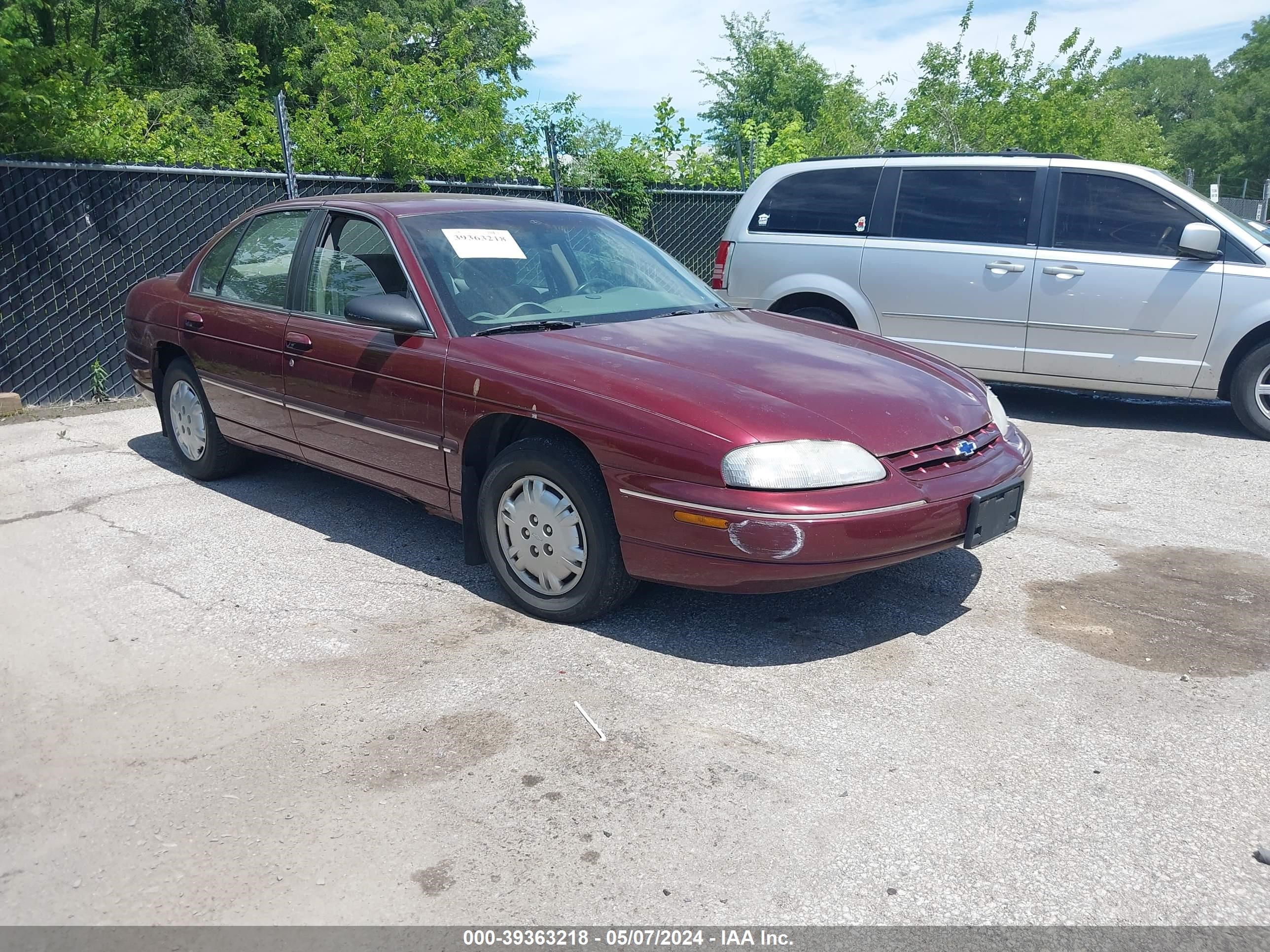 Photo 0 VIN: 2G1WL52J411288141 - CHEVROLET LUMINA 