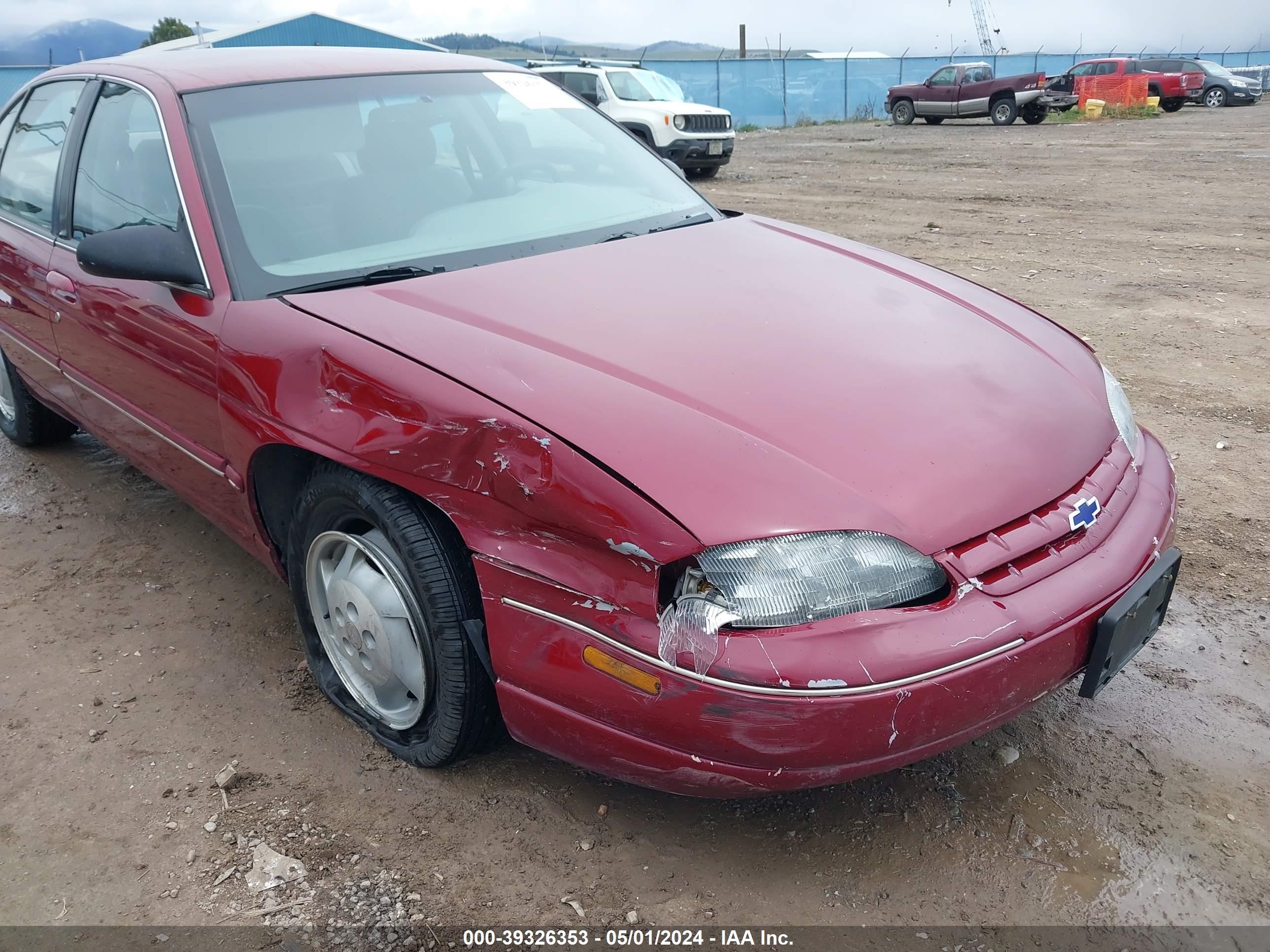 Photo 5 VIN: 2G1WL52M1S1154005 - CHEVROLET LUMINA 