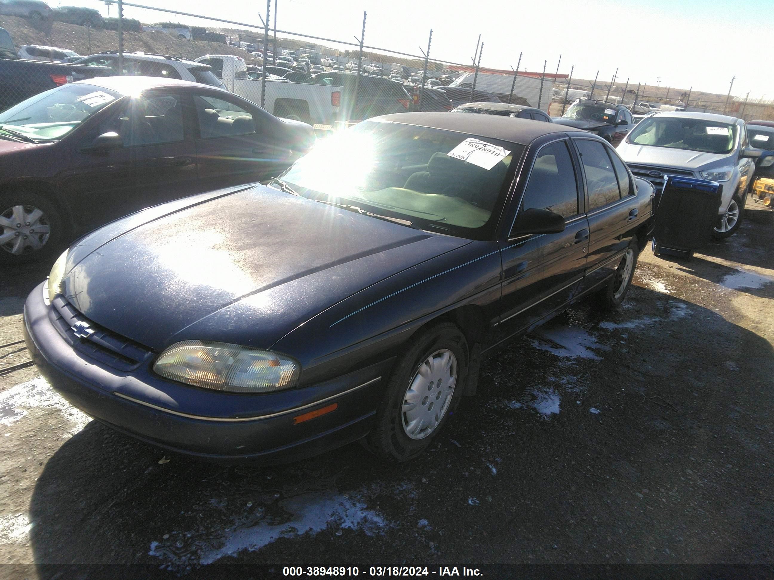 Photo 1 VIN: 2G1WL52M1X9175414 - CHEVROLET LUMINA 