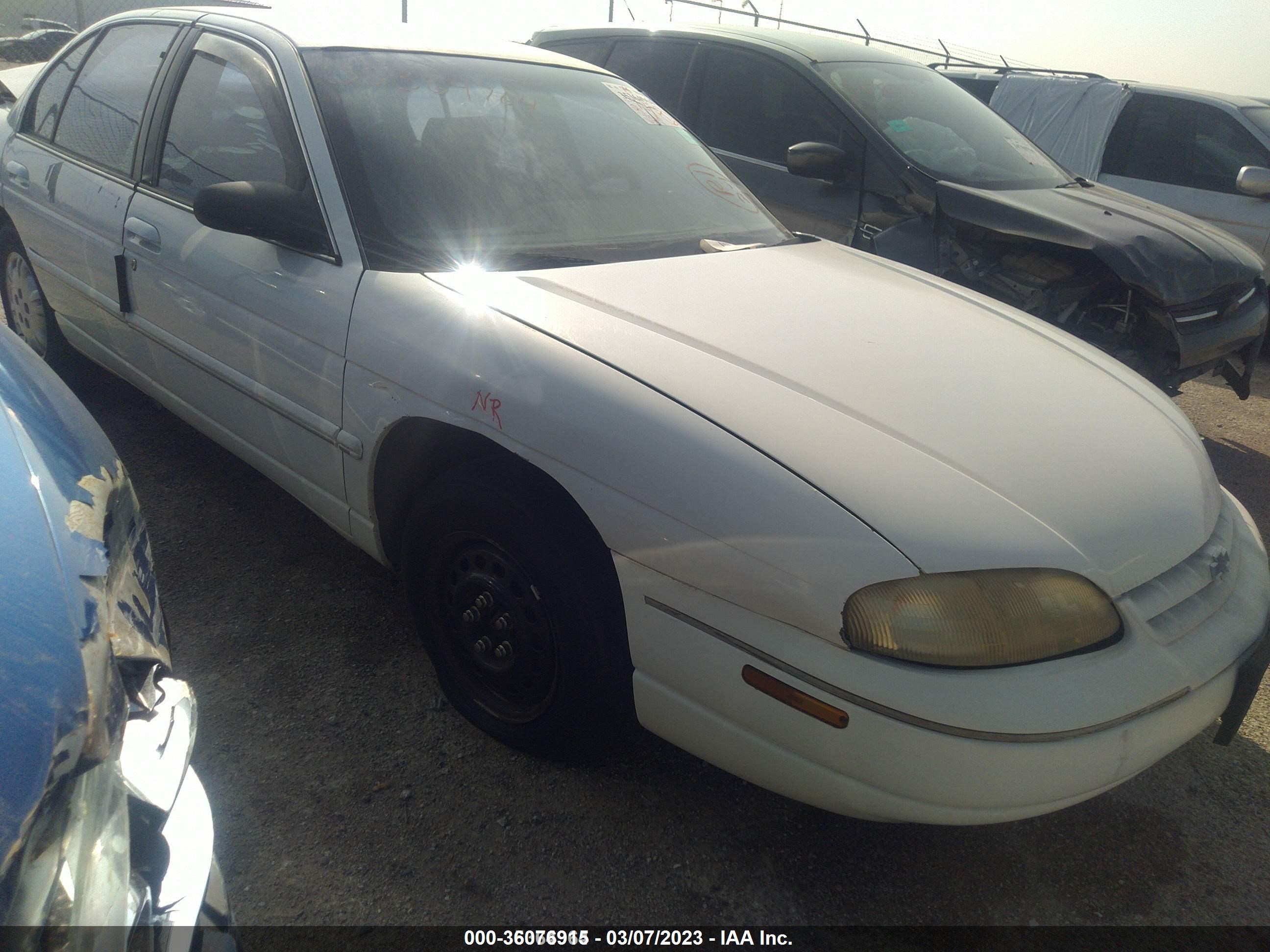 Photo 0 VIN: 2G1WL52M8S9280105 - CHEVROLET LUMINA 