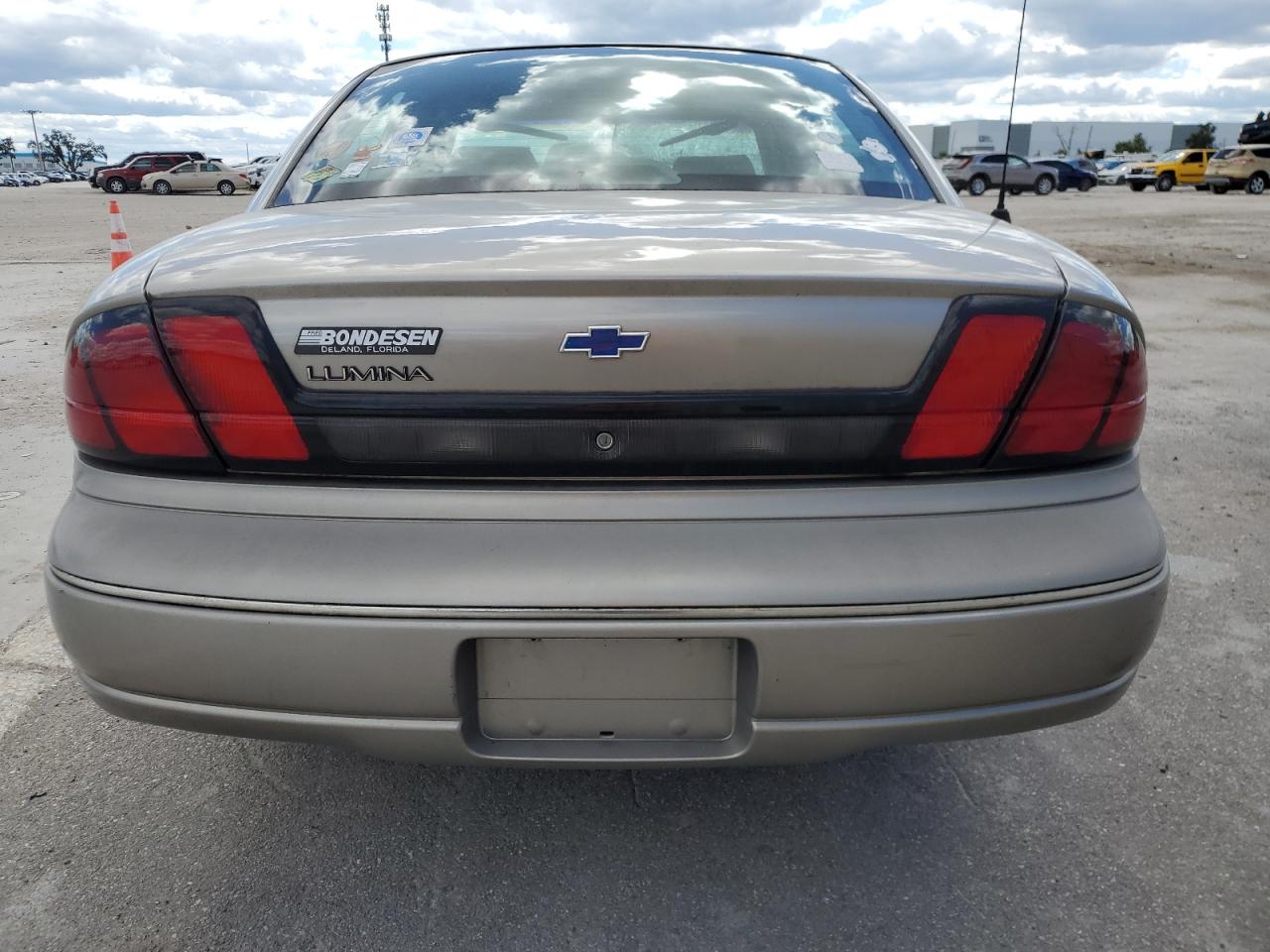 Photo 5 VIN: 2G1WL52M8W9131005 - CHEVROLET LUMINA 