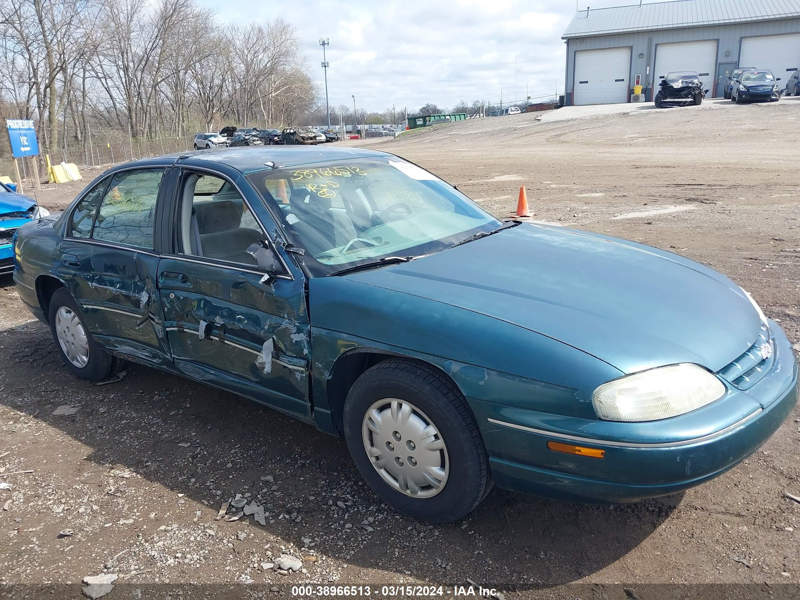 Photo 5 VIN: 2G1WL52M9V9174105 - CHEVROLET LUMINA 