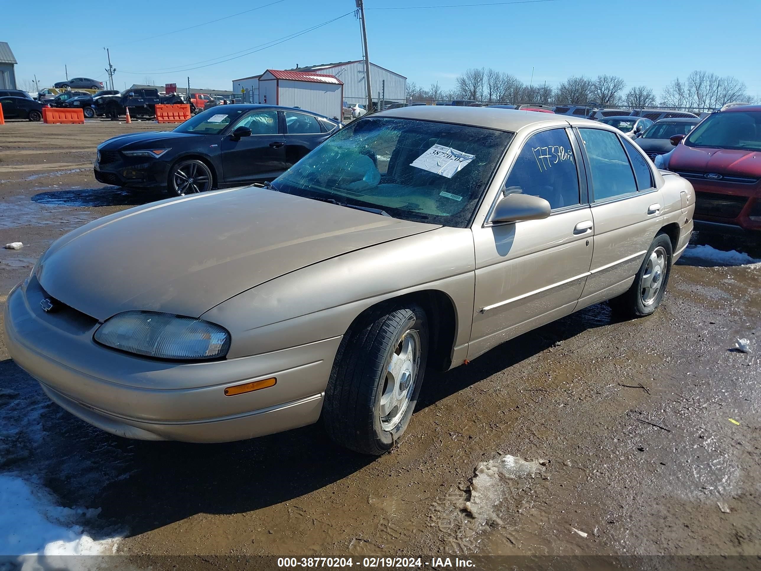 Photo 1 VIN: 2G1WN52K2W9196909 - CHEVROLET LUMINA 