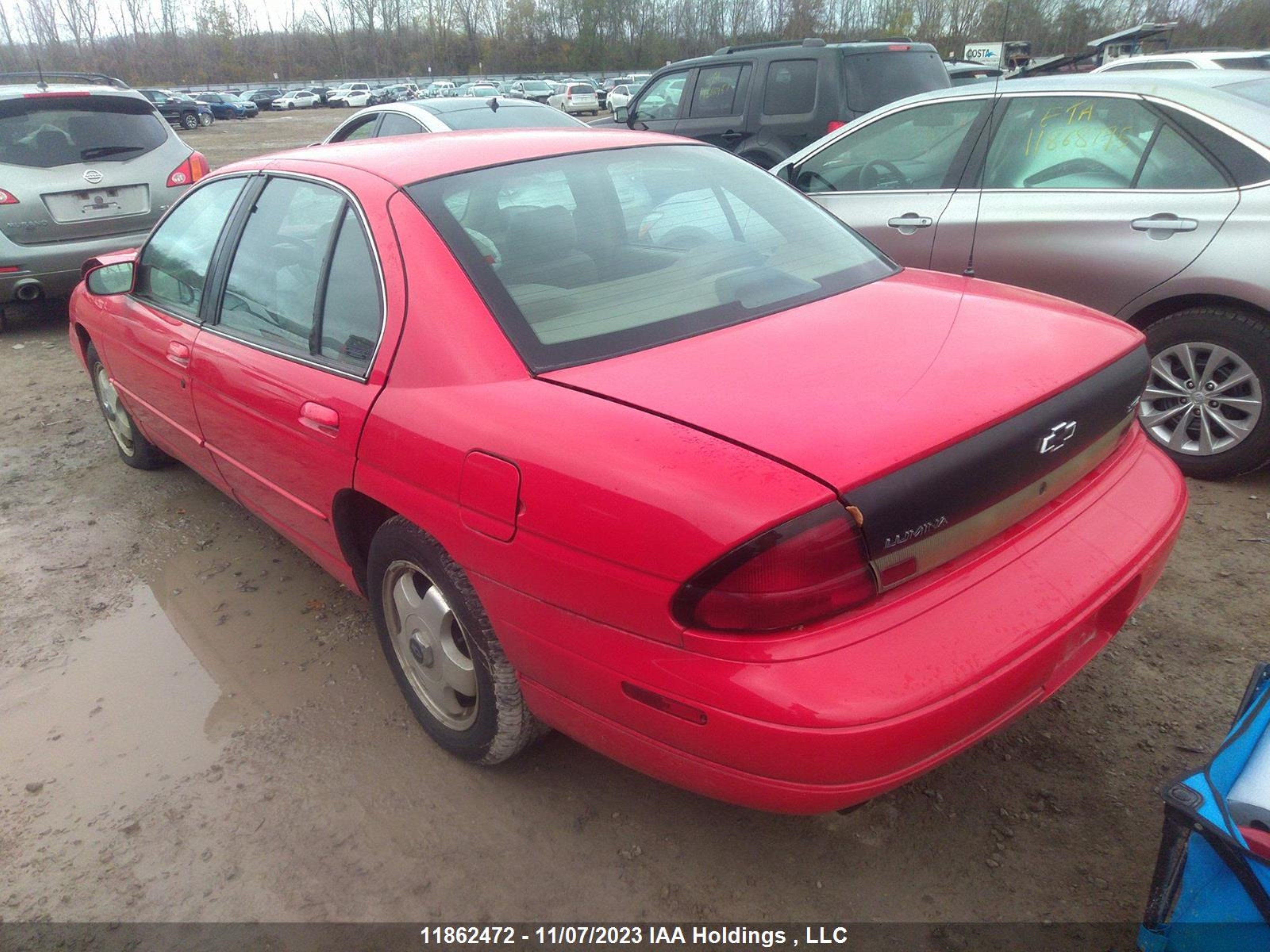 Photo 2 VIN: 2G1WN52K4W9332151 - CHEVROLET LUMINA 