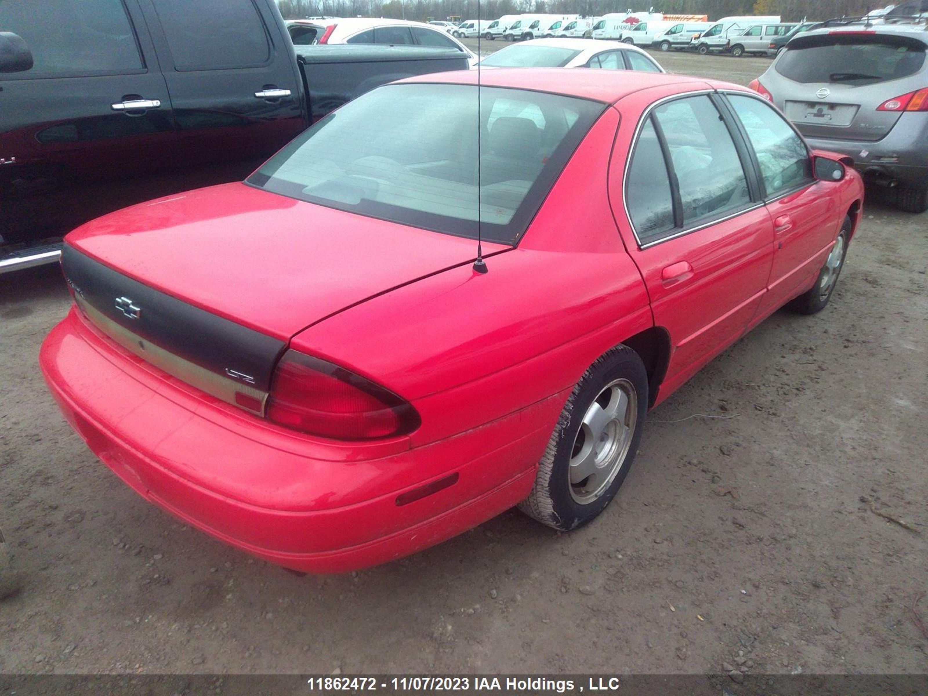 Photo 3 VIN: 2G1WN52K4W9332151 - CHEVROLET LUMINA 