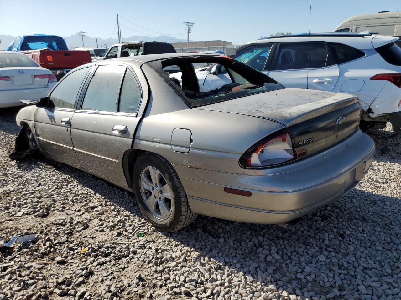 Photo 1 VIN: 2G1WN52K7X9110768 - CHEVROLET LUMINA 