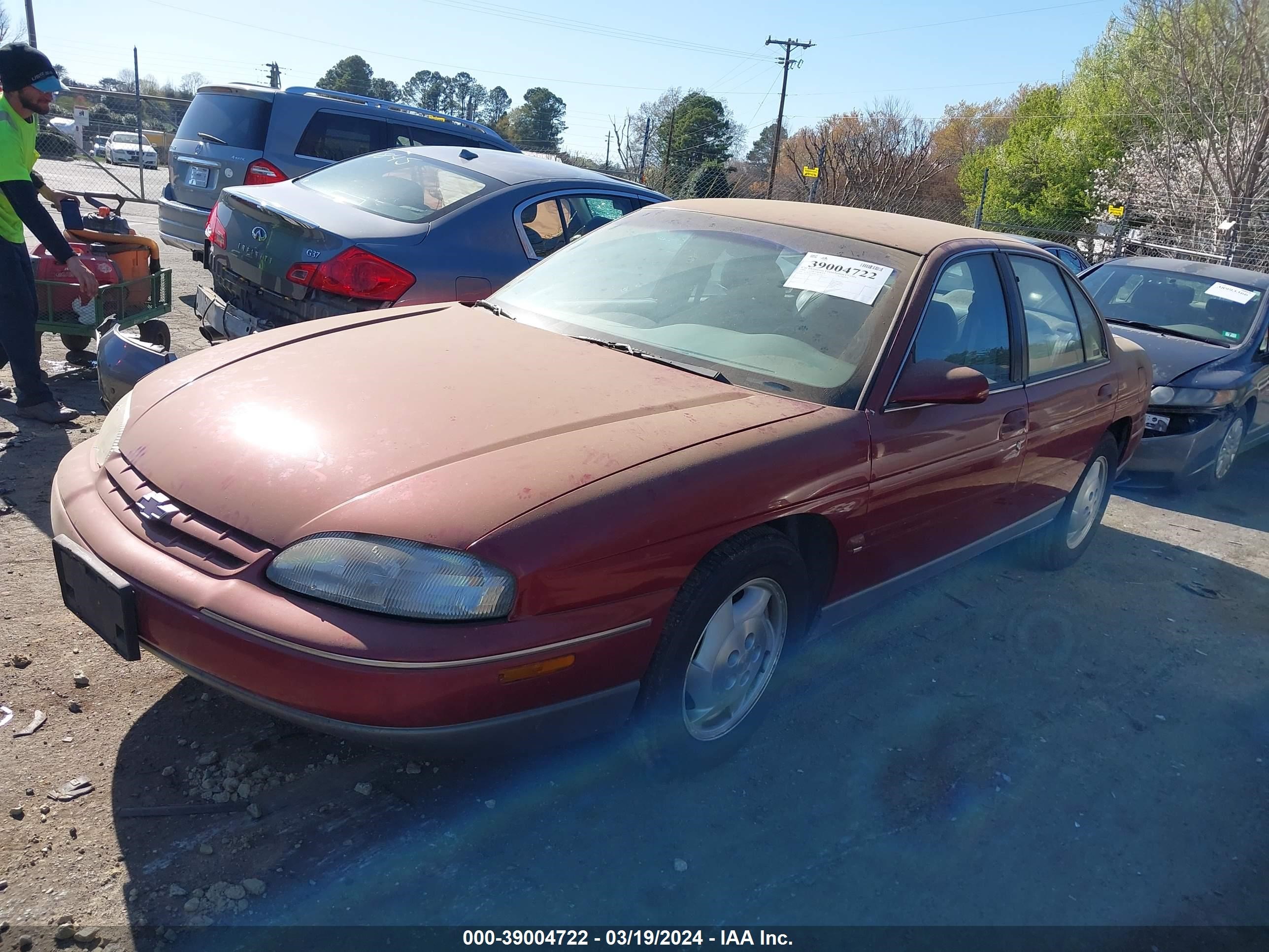 Photo 1 VIN: 2G1WN52M5S1160724 - CHEVROLET LUMINA 