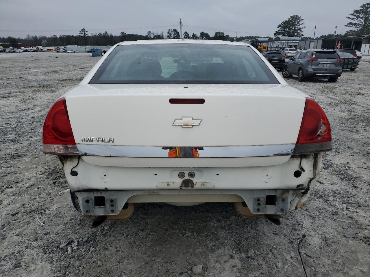 Photo 5 VIN: 2G1WS551169425432 - CHEVROLET IMPALA 