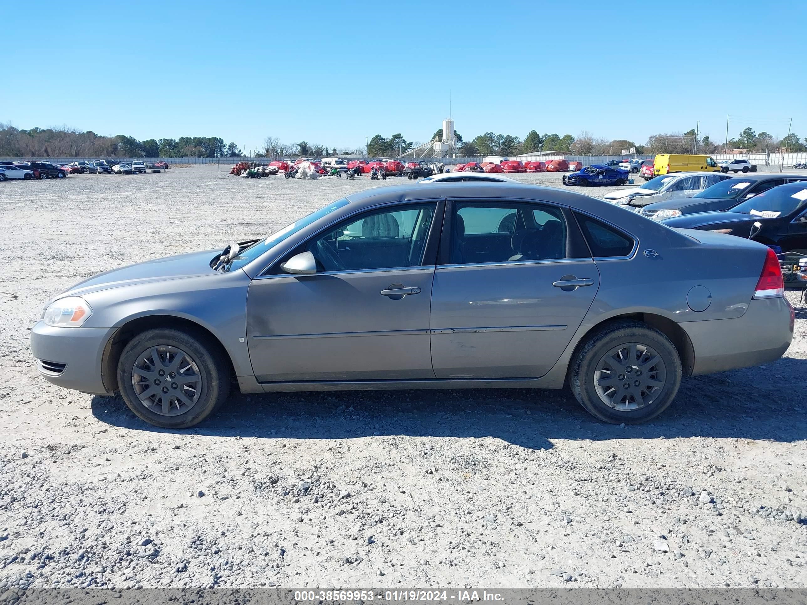 Photo 12 VIN: 2G1WS551569323387 - CHEVROLET IMPALA 