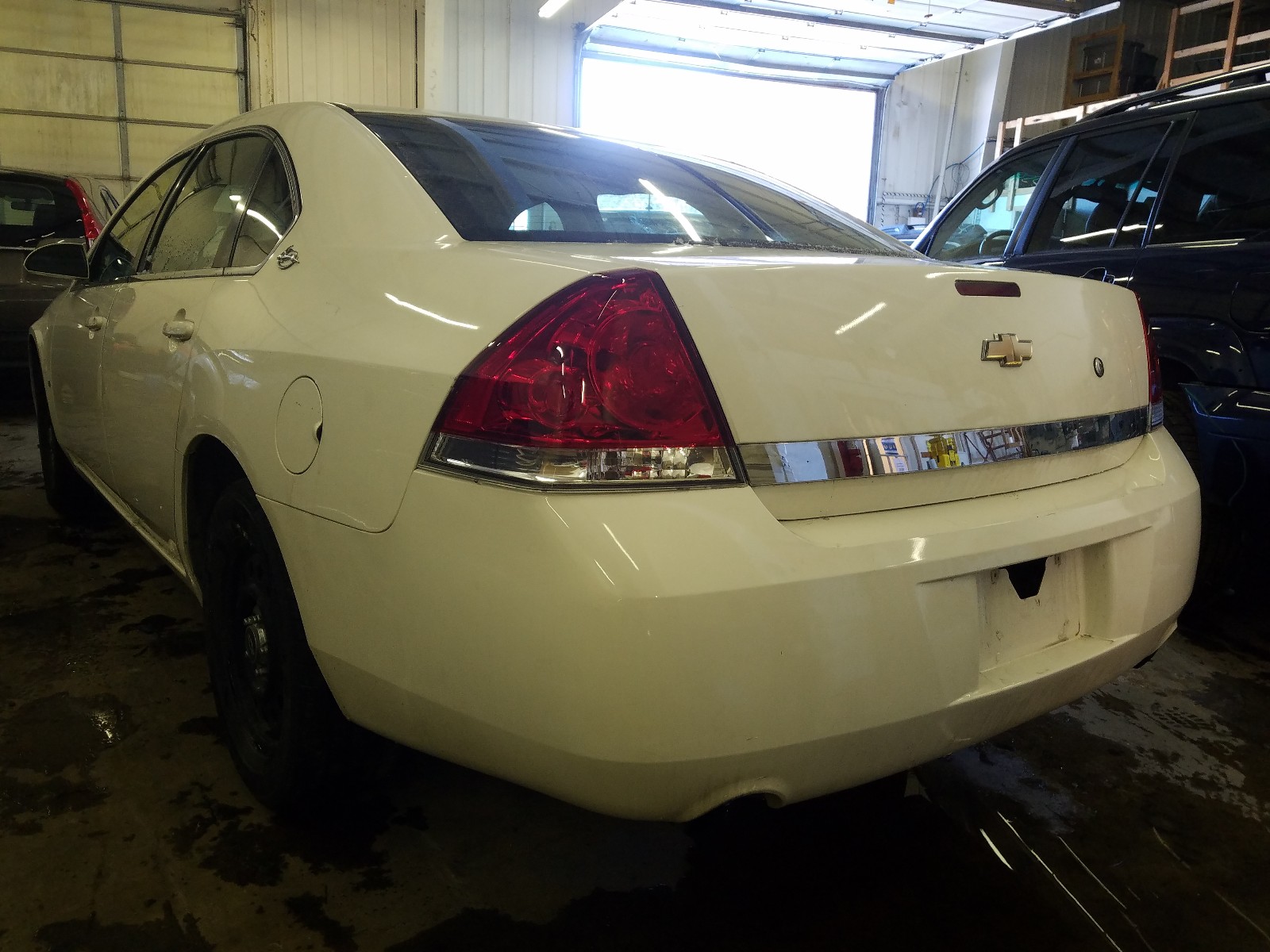 Photo 2 VIN: 2G1WS553689218801 - CHEVROLET IMPALA POL 