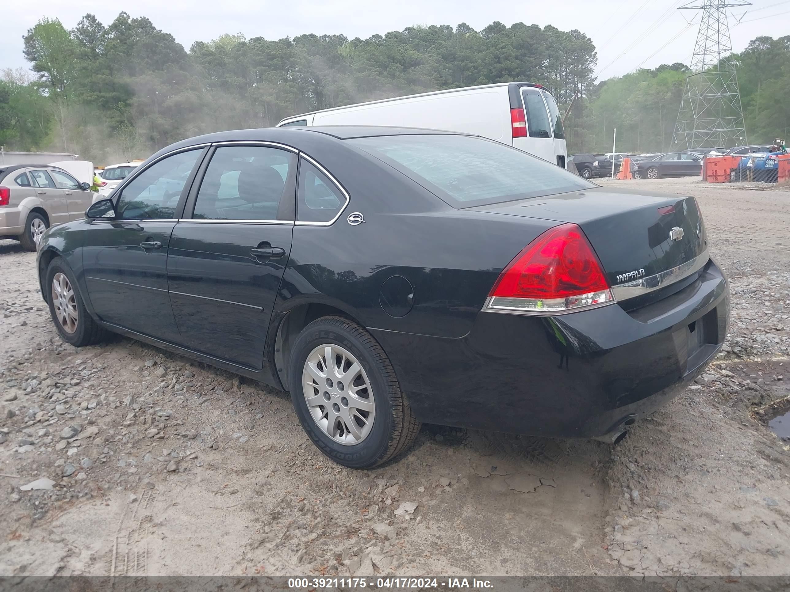 Photo 2 VIN: 2G1WS583689275219 - CHEVROLET IMPALA 