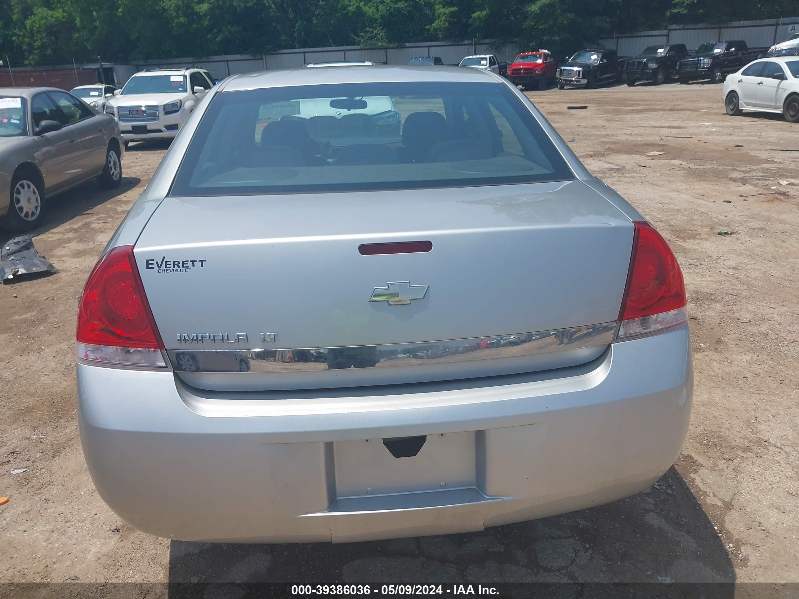 Photo 15 VIN: 2G1WT55K469337626 - CHEVROLET IMPALA 