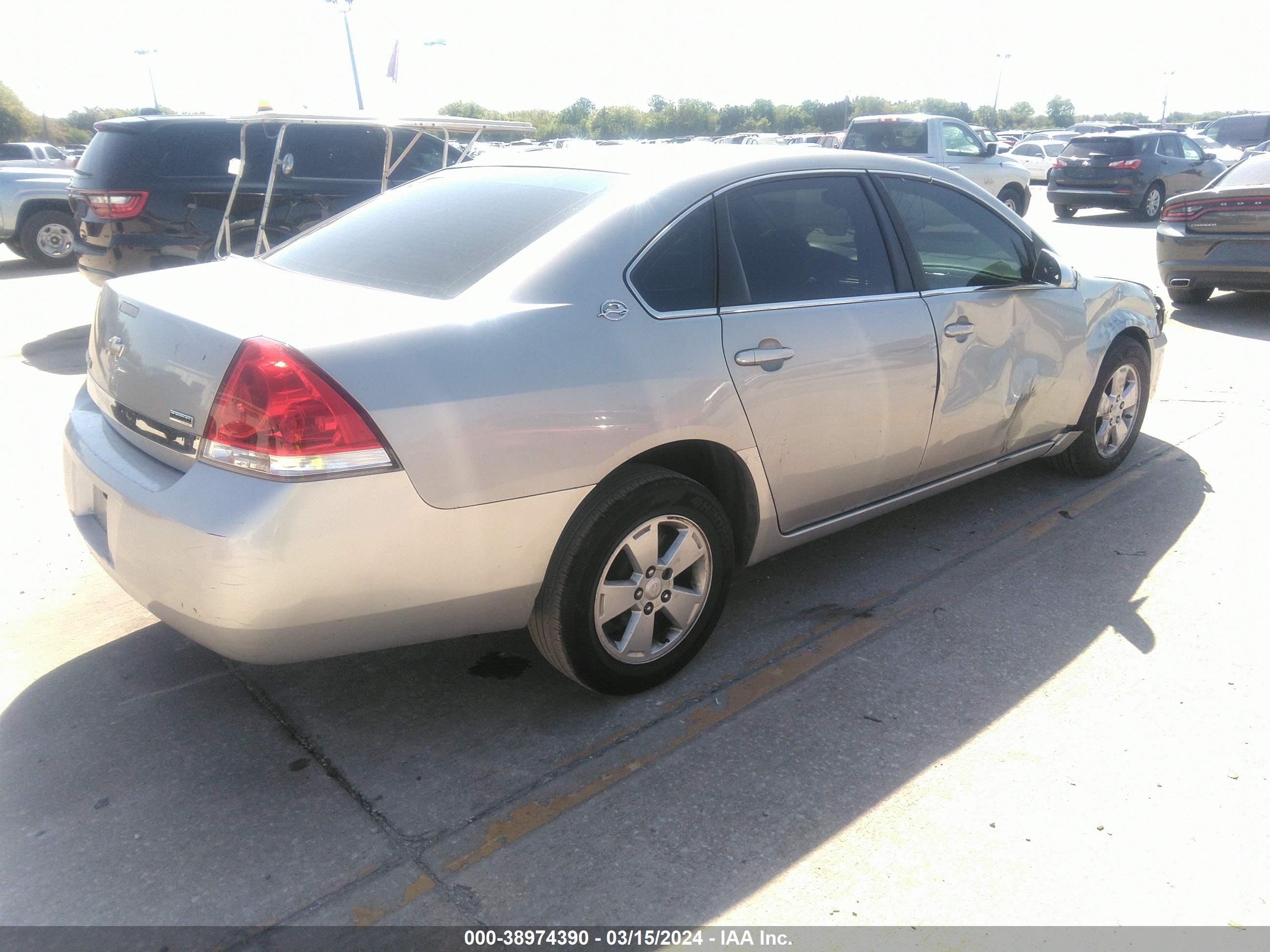 Photo 3 VIN: 2G1WT55K589183298 - CHEVROLET IMPALA 