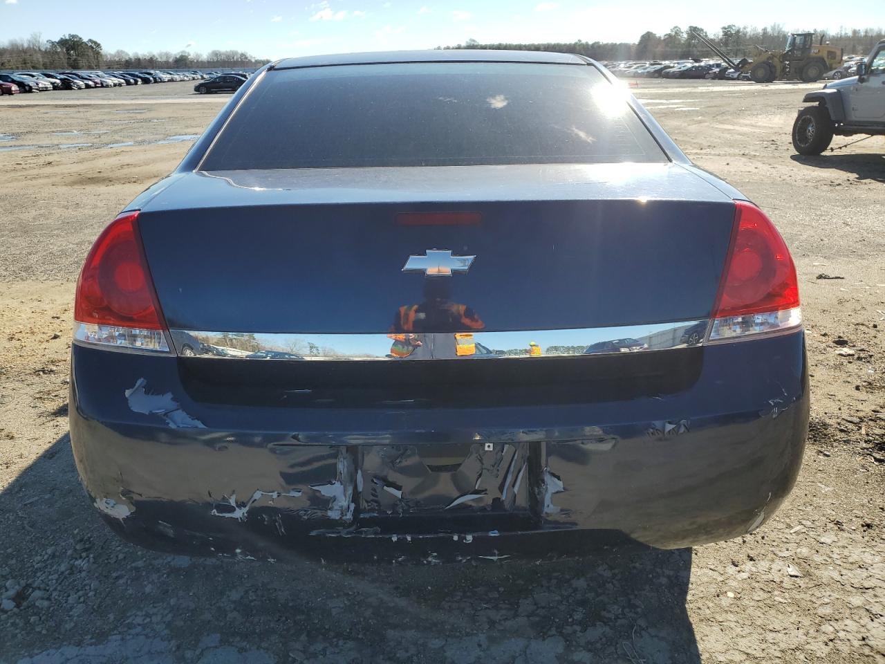 Photo 5 VIN: 2G1WT55K679391009 - CHEVROLET IMPALA 