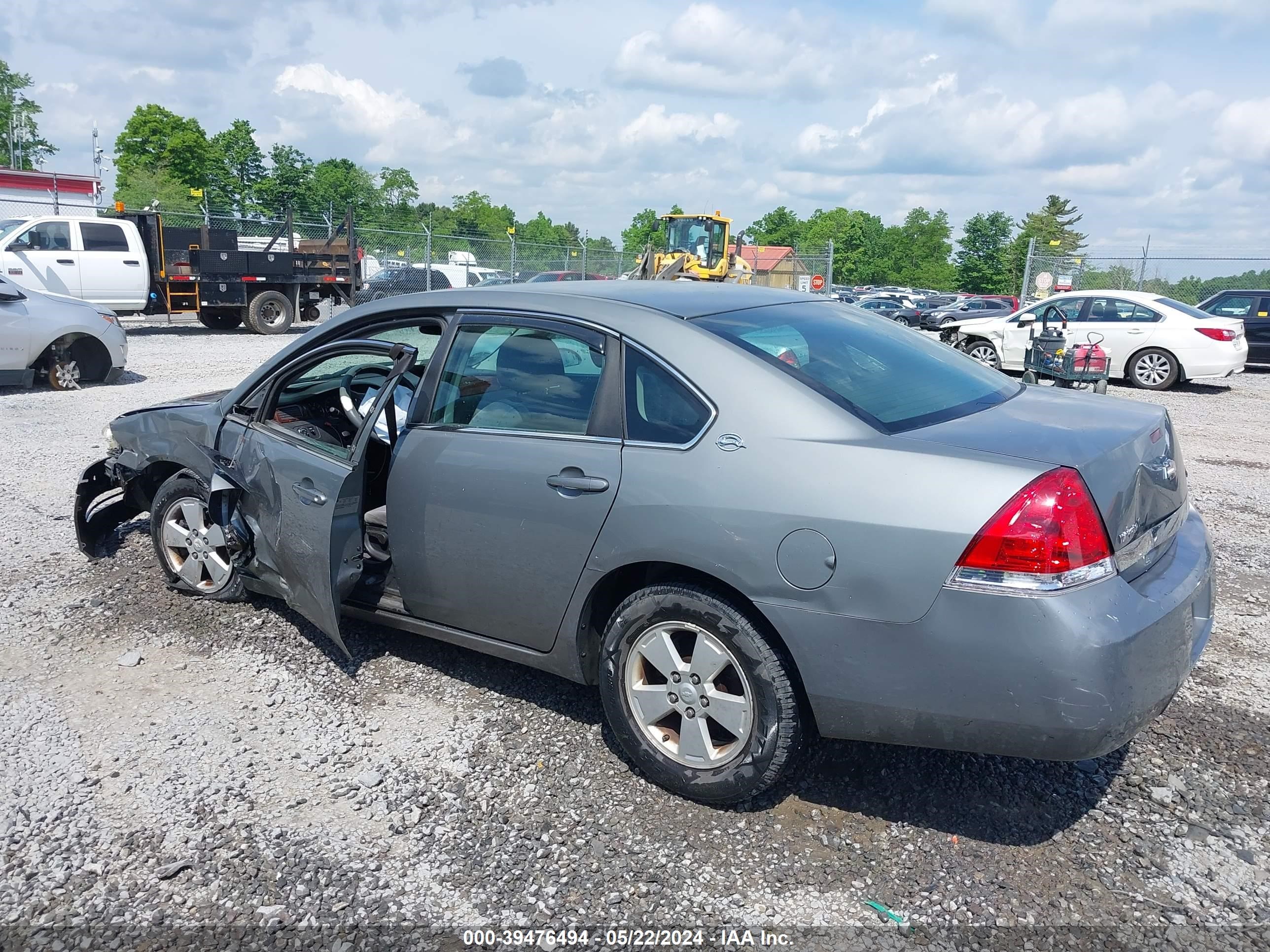 Photo 2 VIN: 2G1WT55KX81206847 - CHEVROLET IMPALA 