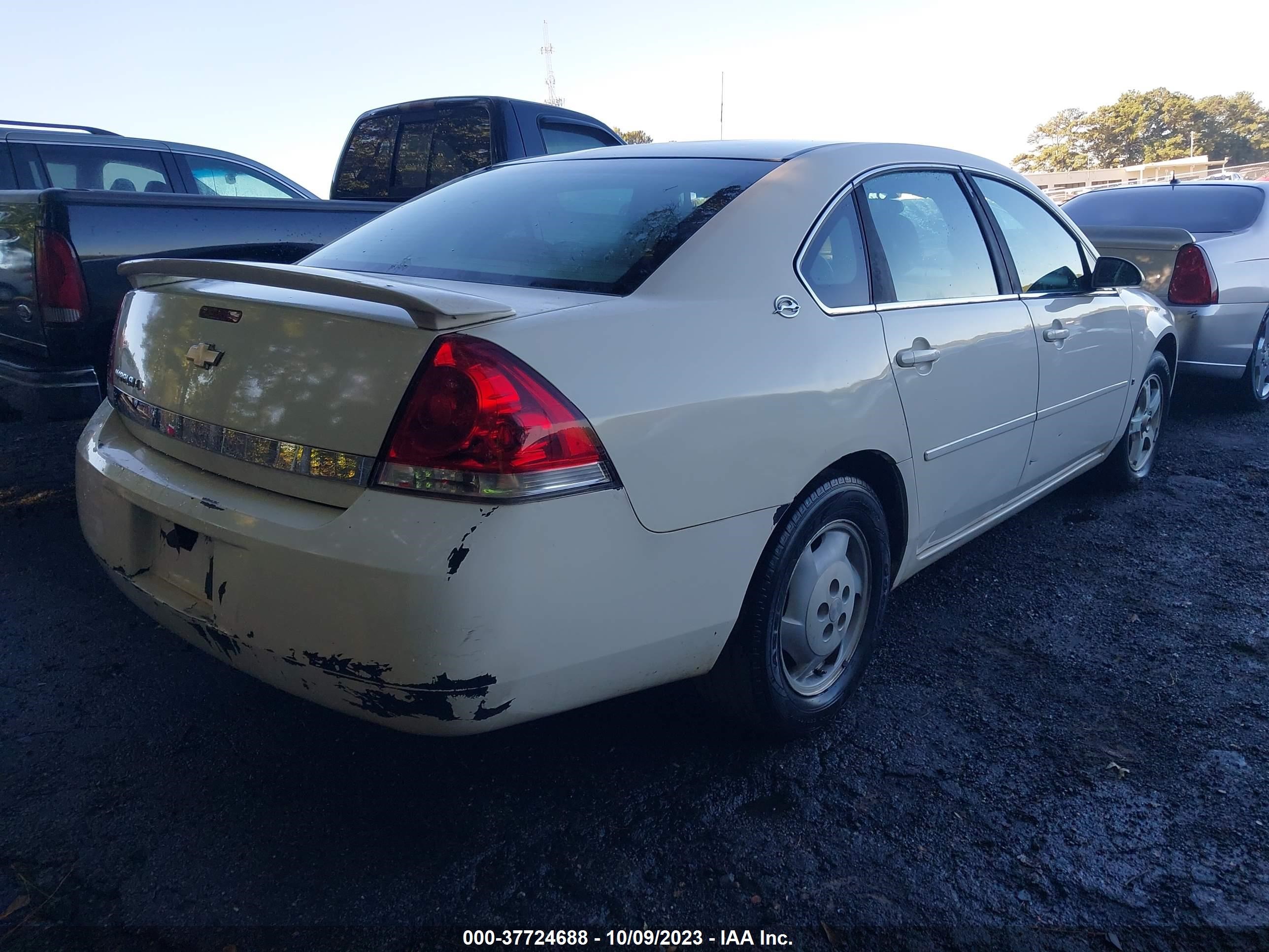 Photo 3 VIN: 2G1WT55N589135892 - CHEVROLET IMPALA 