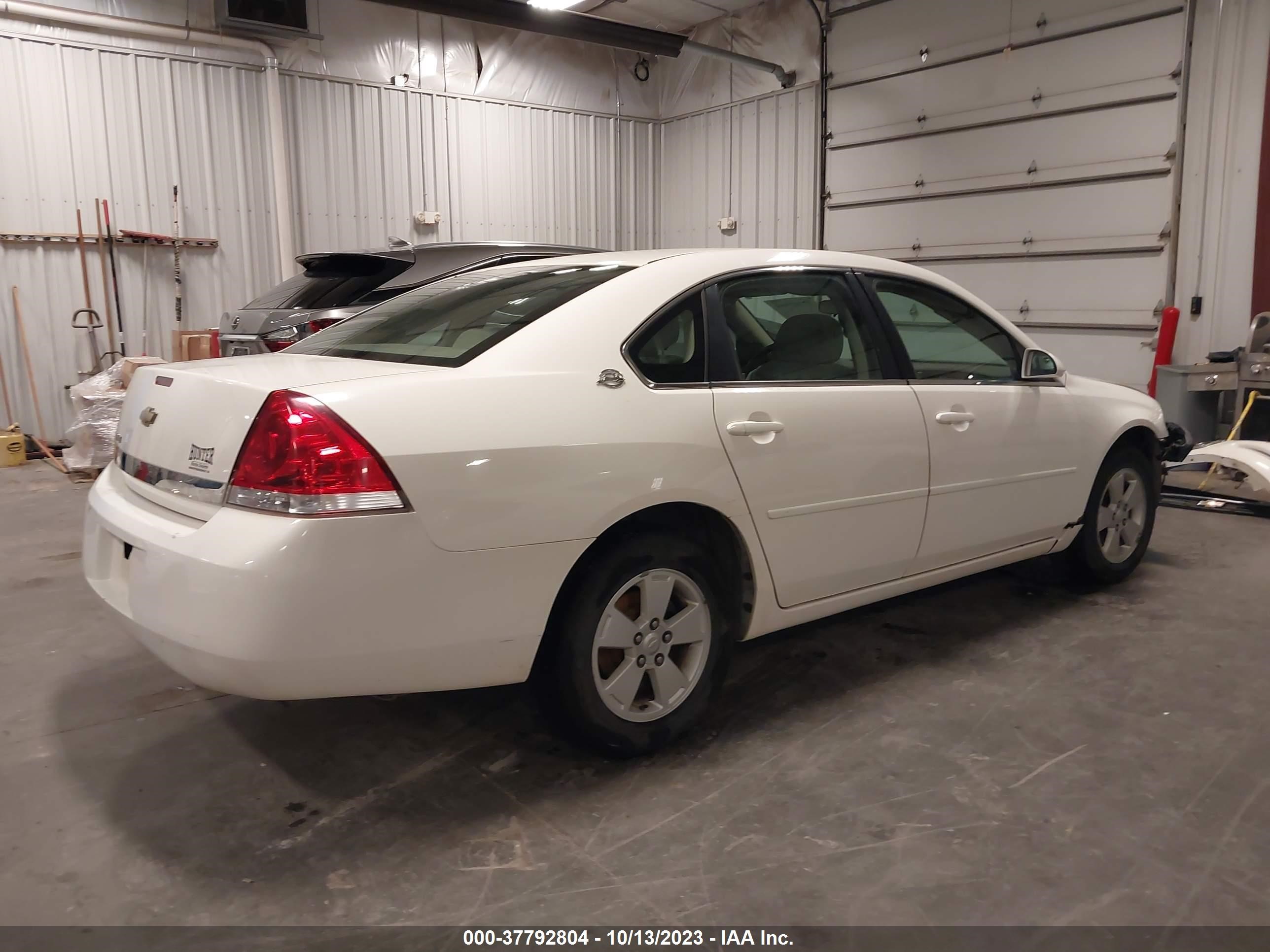 Photo 3 VIN: 2G1WT55N889146482 - CHEVROLET IMPALA 