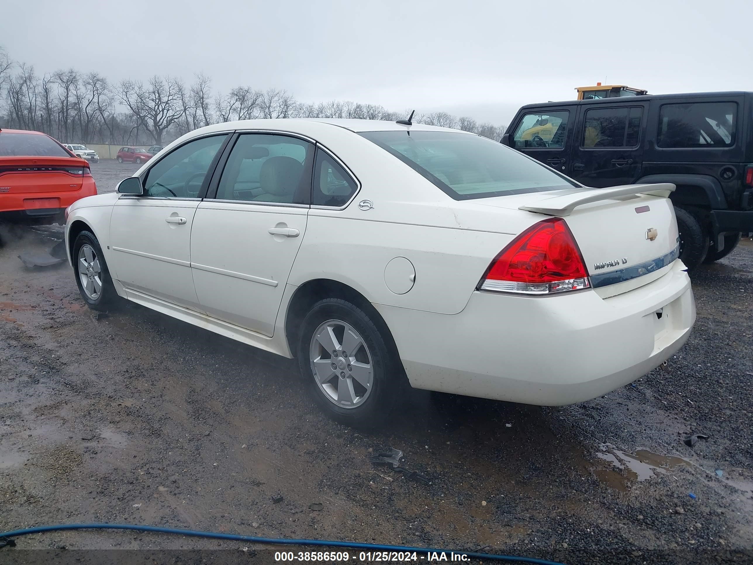 Photo 2 VIN: 2G1WT57K691283570 - CHEVROLET IMPALA 