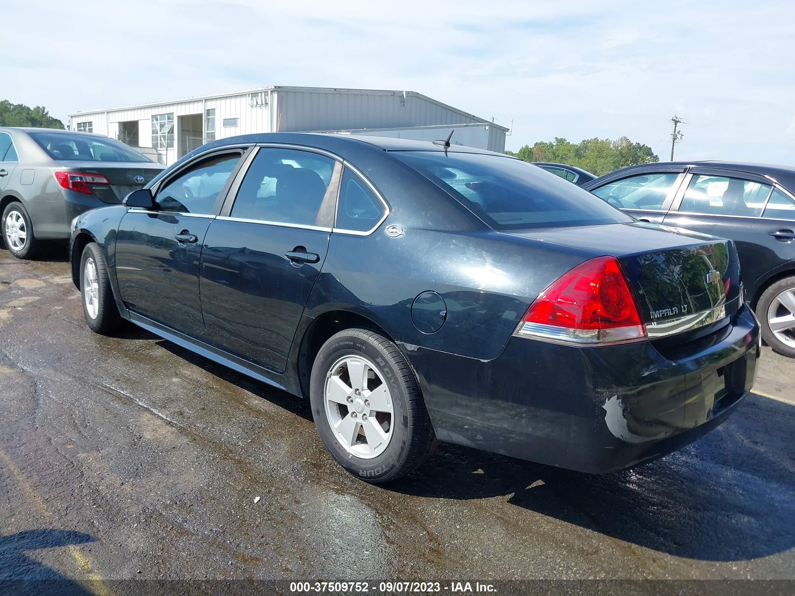 Photo 2 VIN: 2G1WT57K791161526 - CHEVROLET IMPALA 