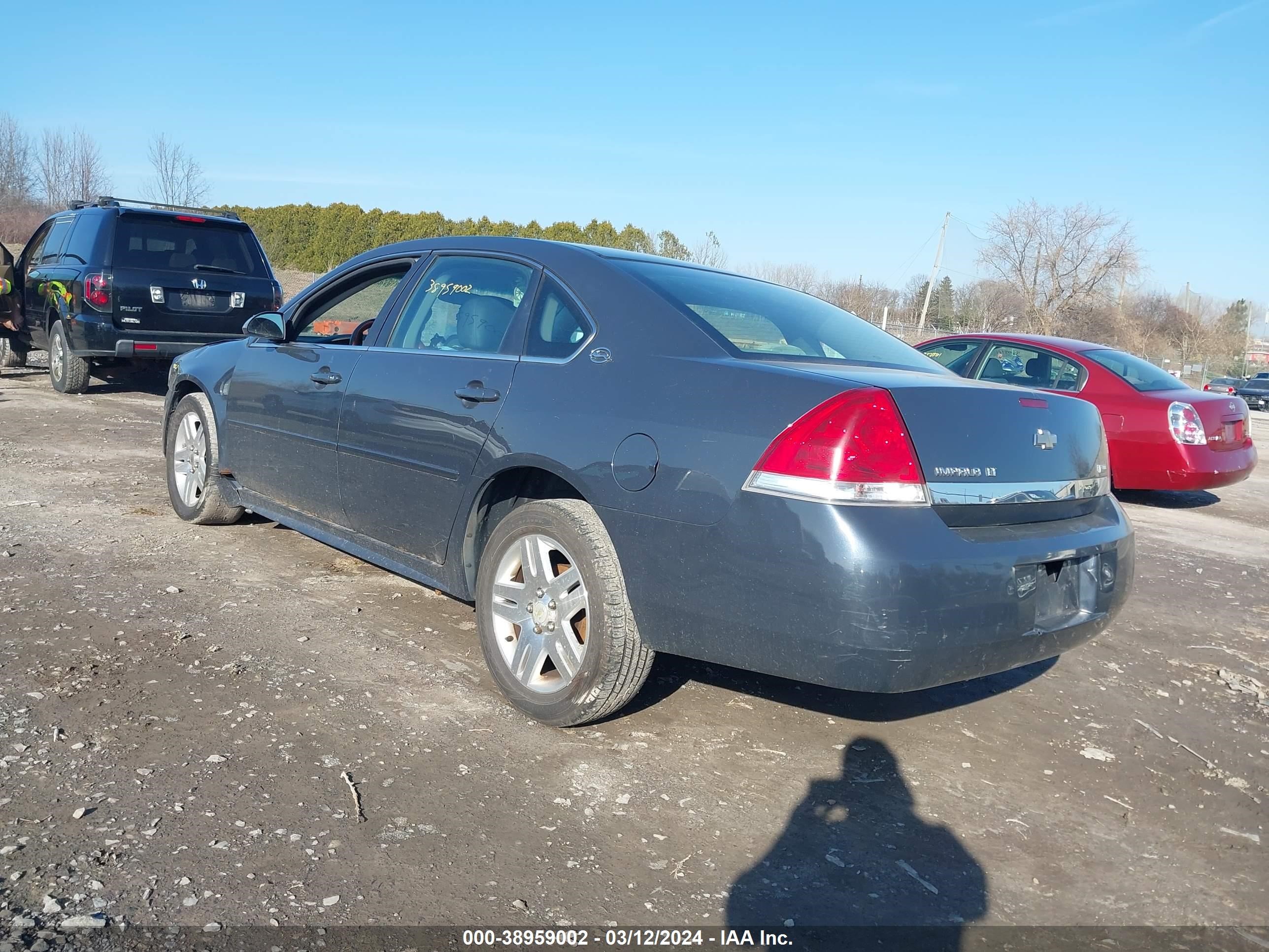 Photo 2 VIN: 2G1WT57K891134822 - CHEVROLET IMPALA 