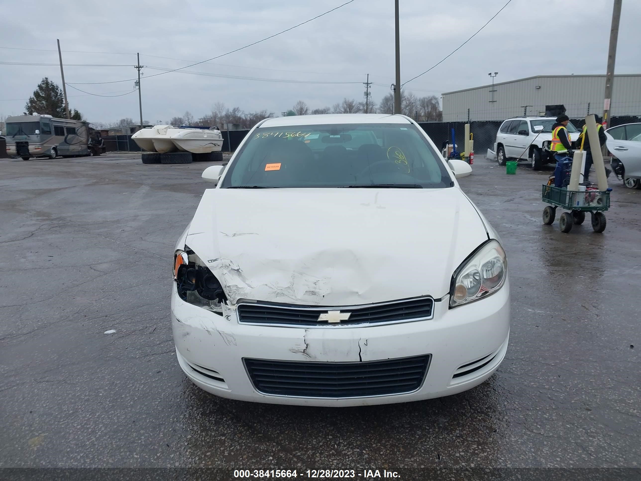 Photo 11 VIN: 2G1WT57K891293114 - CHEVROLET IMPALA 