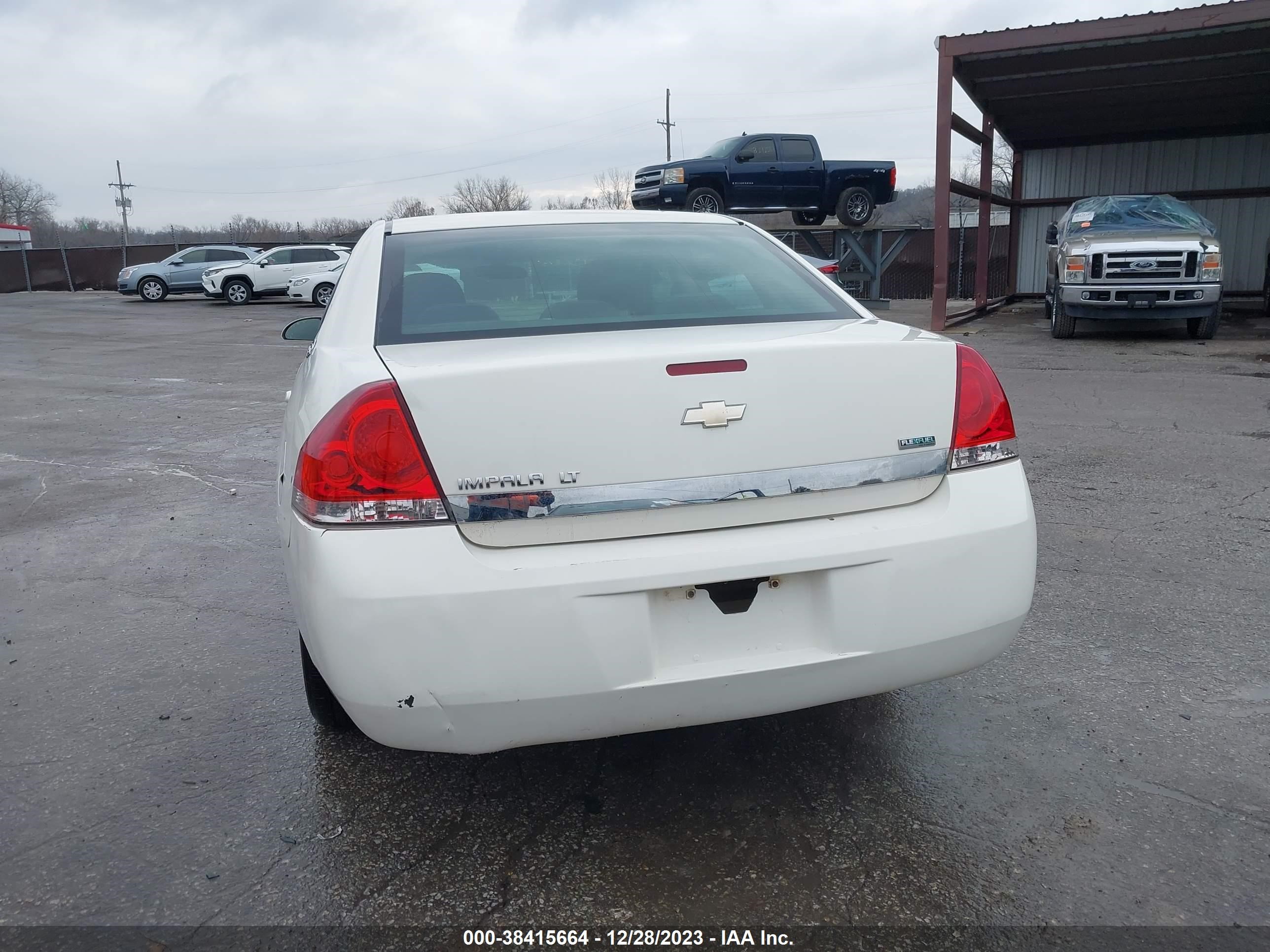 Photo 15 VIN: 2G1WT57K891293114 - CHEVROLET IMPALA 