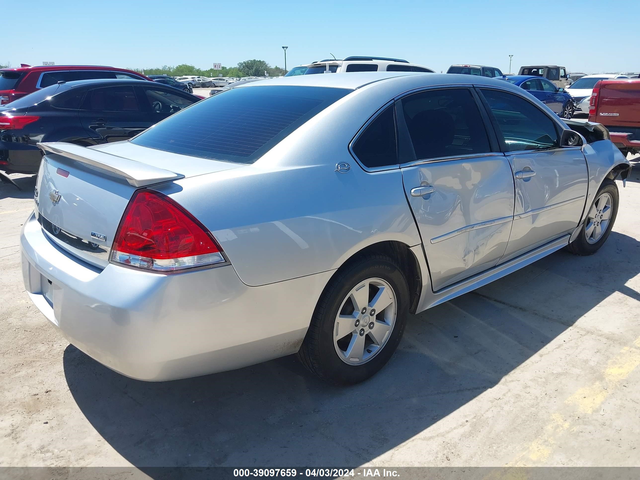 Photo 3 VIN: 2G1WT57K991213190 - CHEVROLET IMPALA 