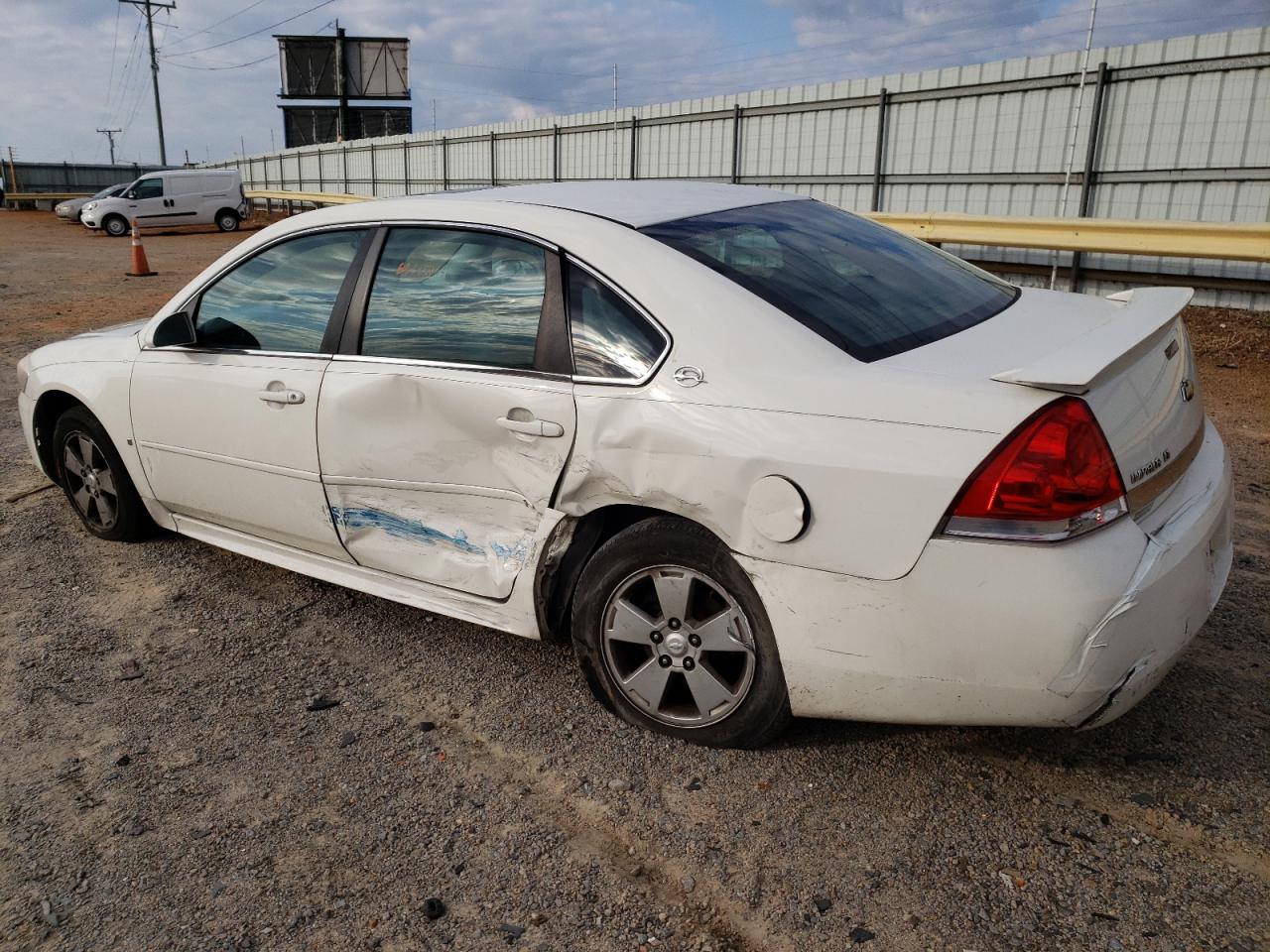 Photo 1 VIN: 2G1WT57N291271023 - CHEVROLET IMPALA 