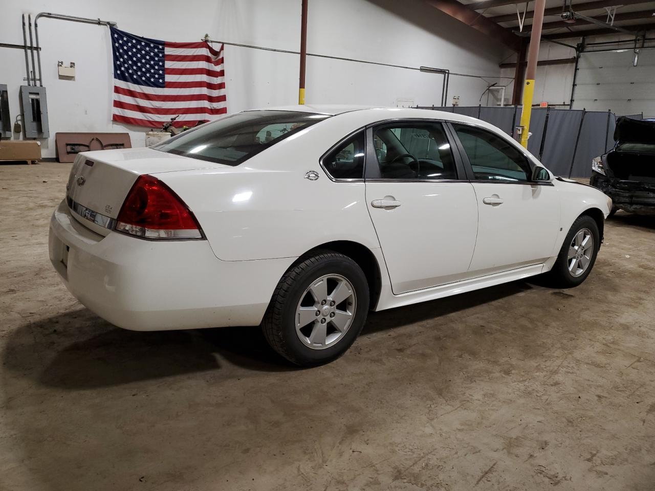 Photo 2 VIN: 2G1WT57N591311966 - CHEVROLET IMPALA 