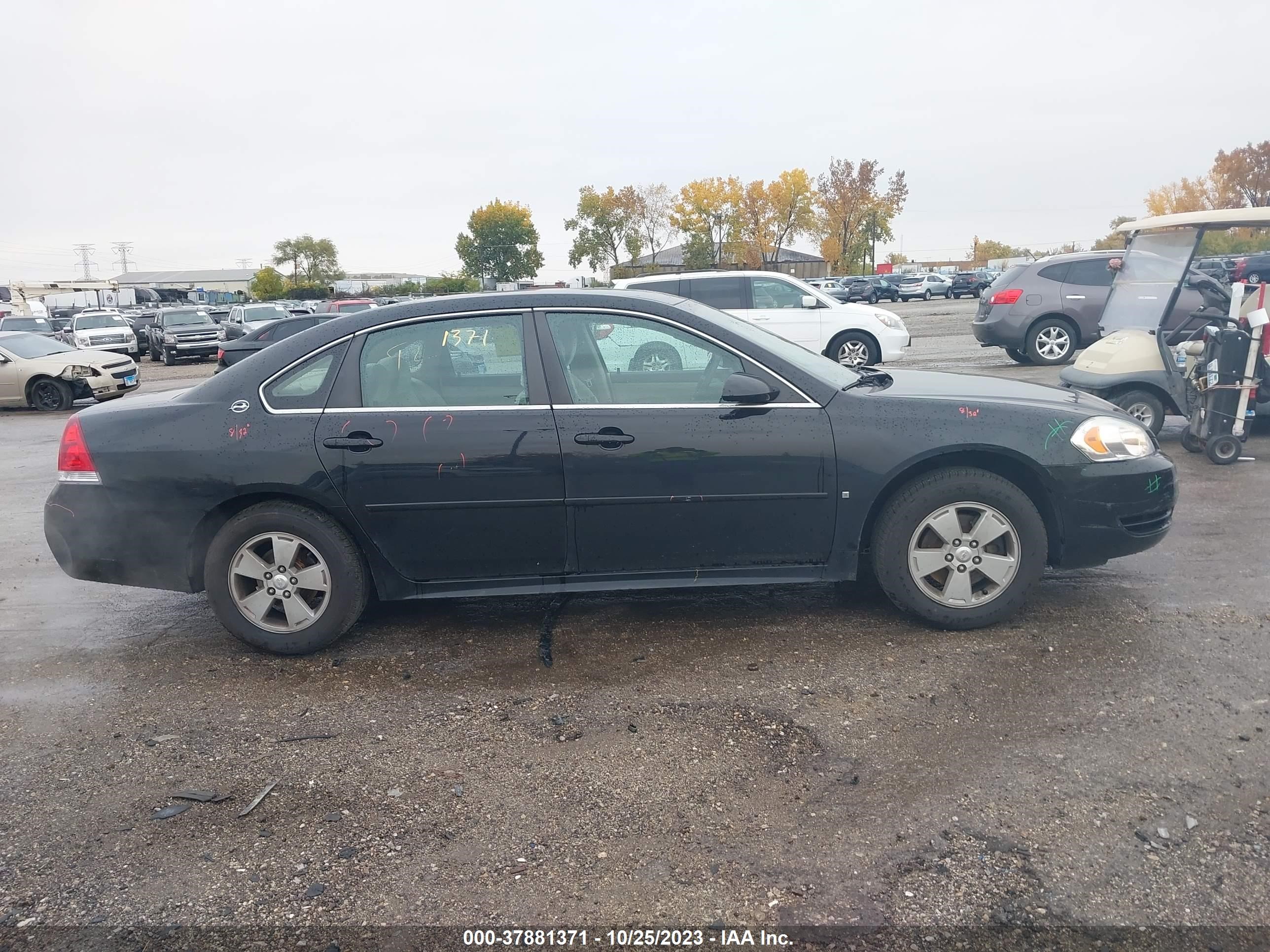 Photo 12 VIN: 2G1WT57N991314921 - CHEVROLET IMPALA 