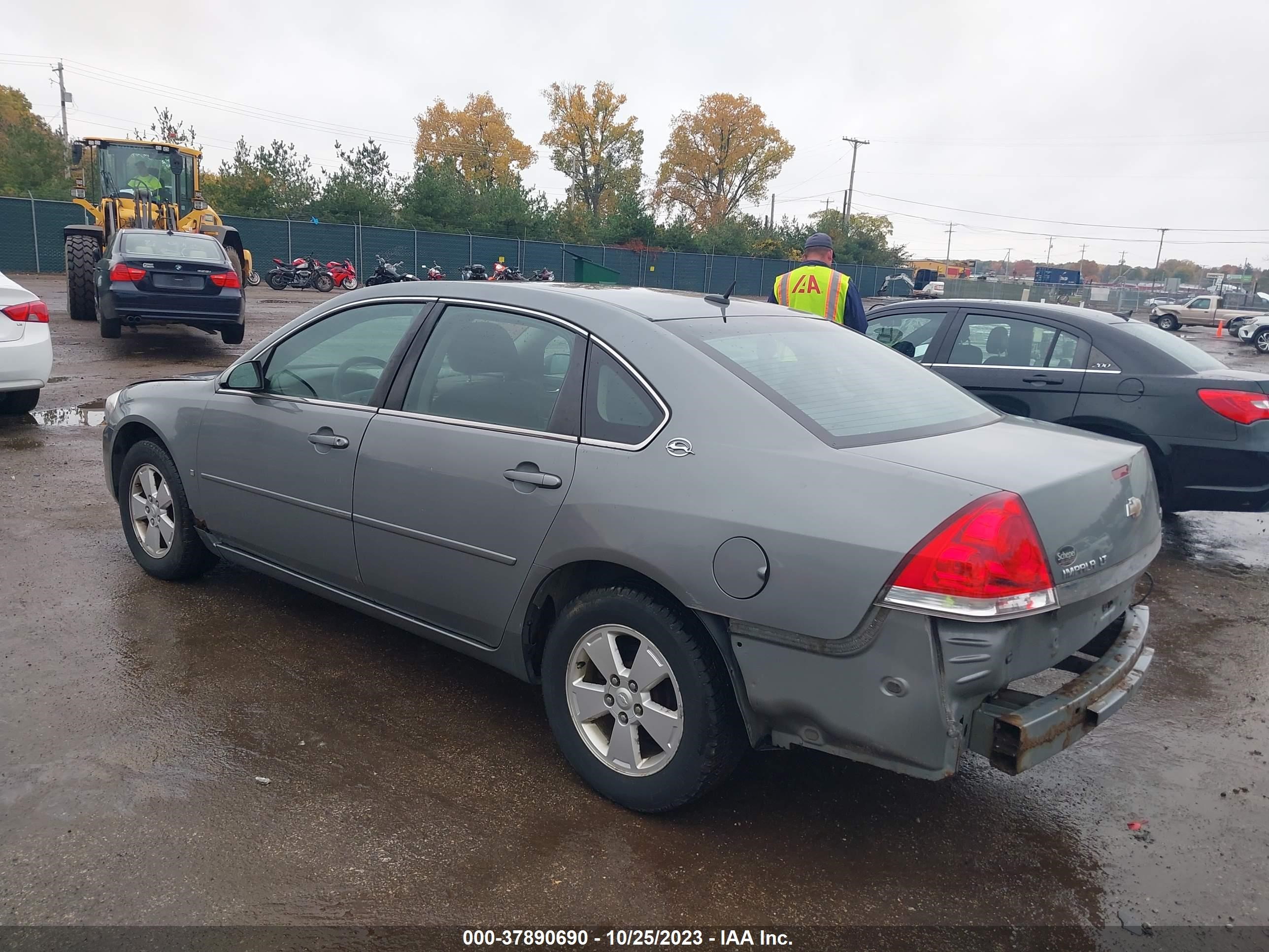 Photo 2 VIN: 2G1WT58K079159842 - CHEVROLET IMPALA 