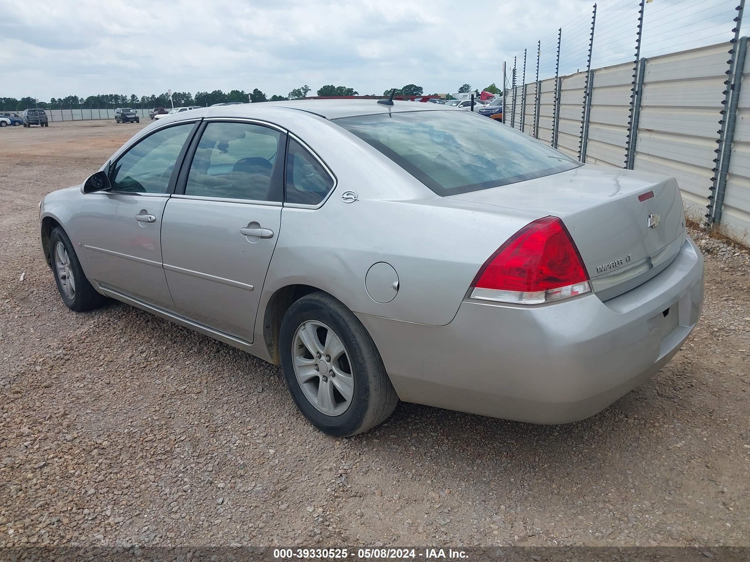 Photo 2 VIN: 2G1WT58K089112781 - CHEVROLET IMPALA 