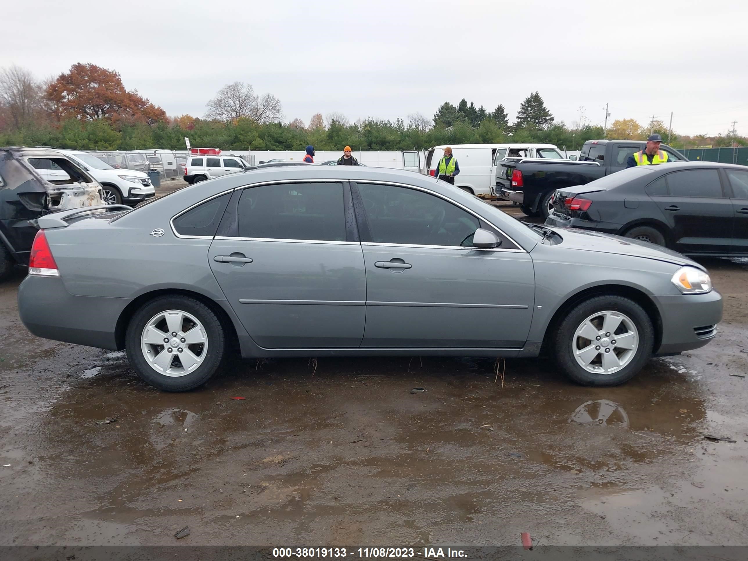 Photo 12 VIN: 2G1WT58K089214680 - CHEVROLET IMPALA 