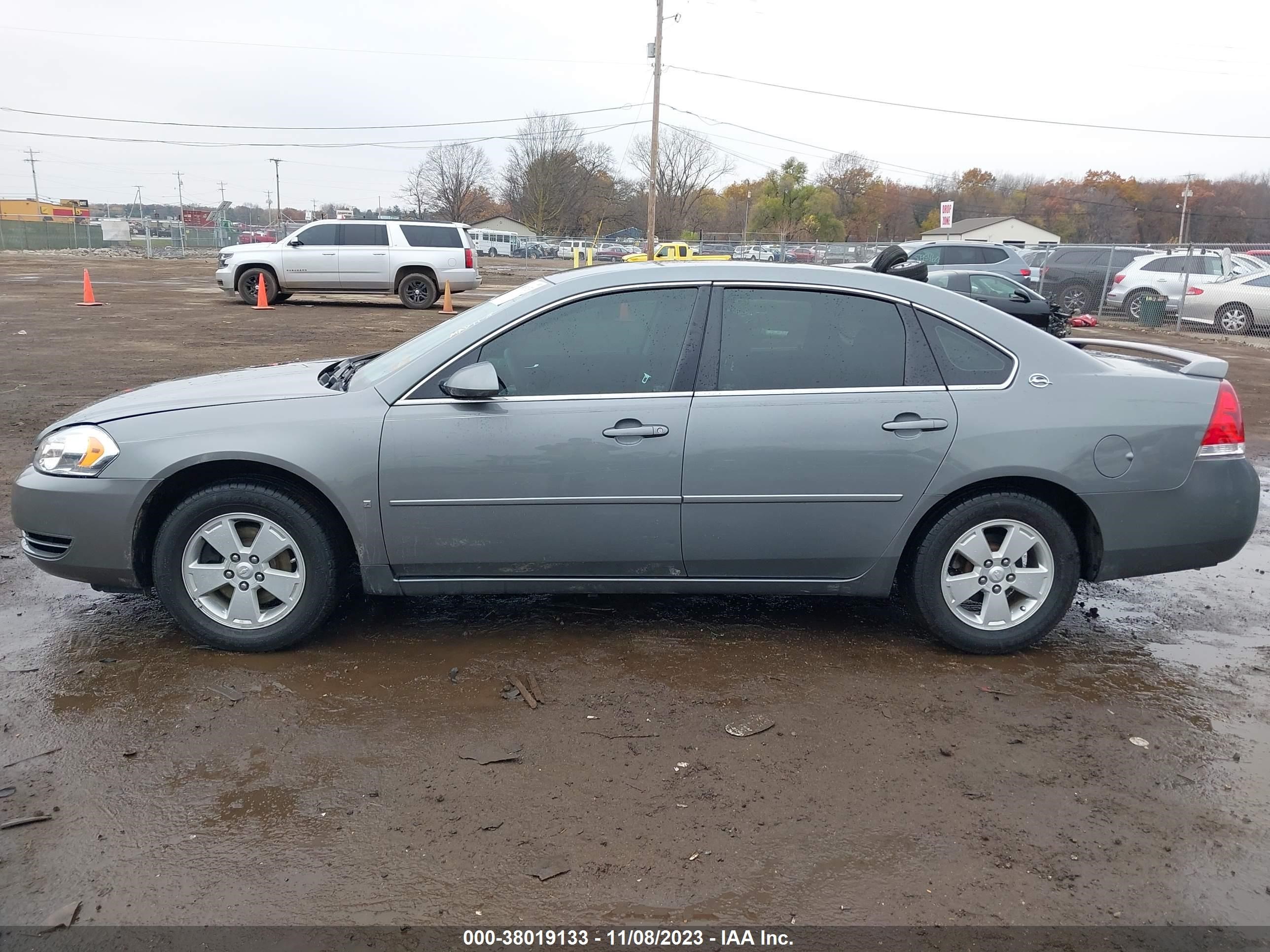 Photo 13 VIN: 2G1WT58K089214680 - CHEVROLET IMPALA 