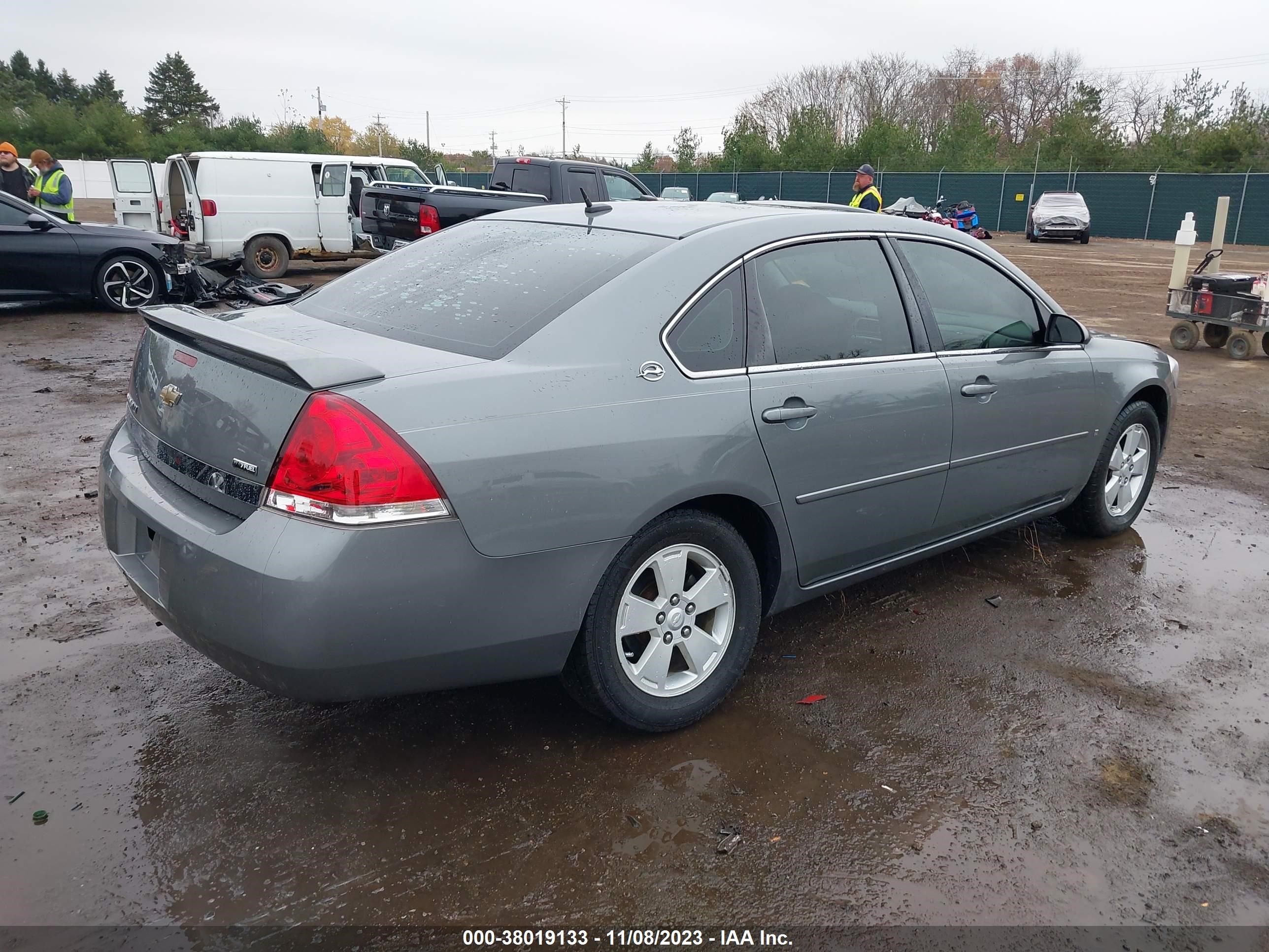 Photo 3 VIN: 2G1WT58K089214680 - CHEVROLET IMPALA 