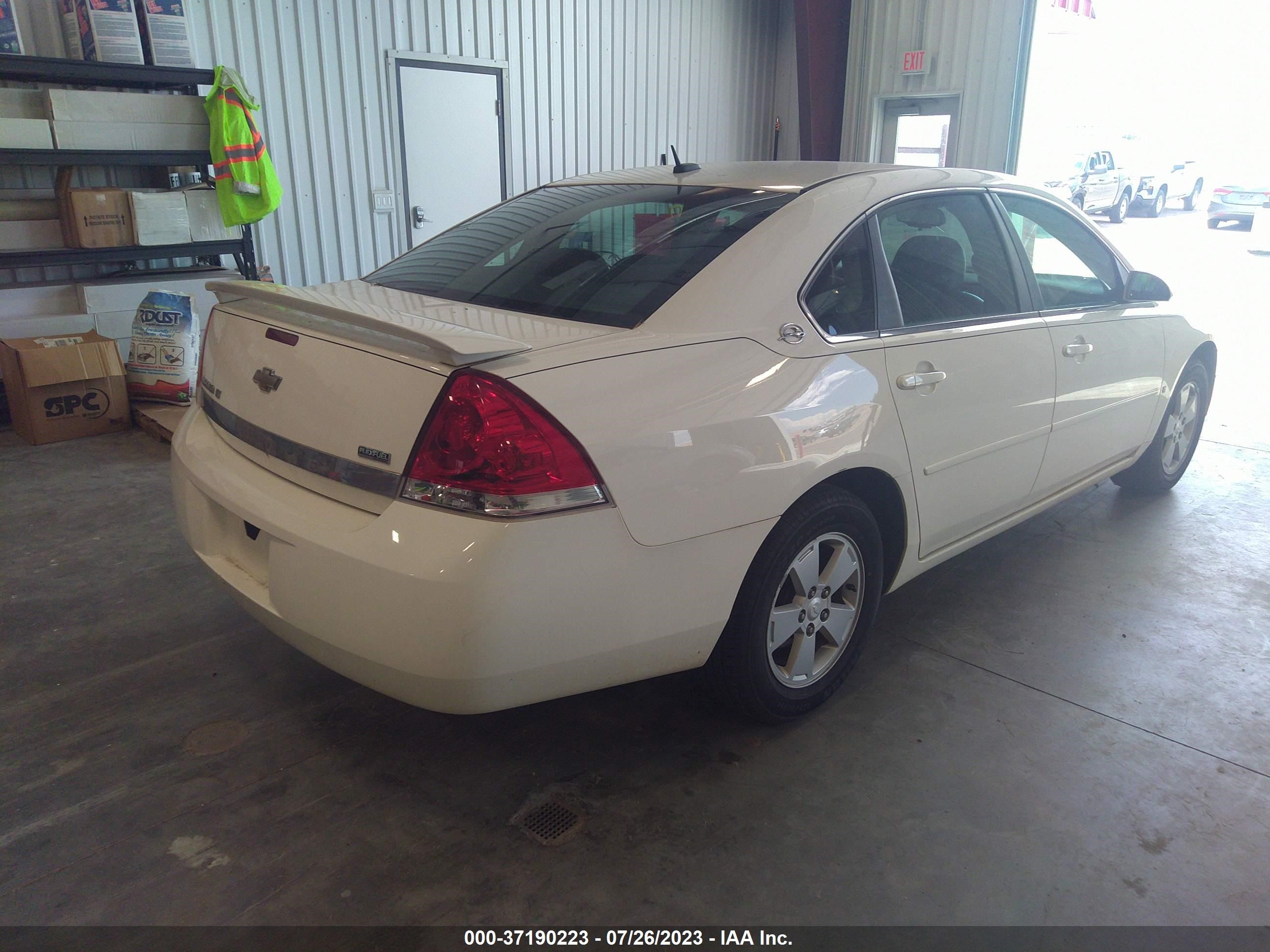 Photo 3 VIN: 2G1WT58K181378096 - CHEVROLET IMPALA 